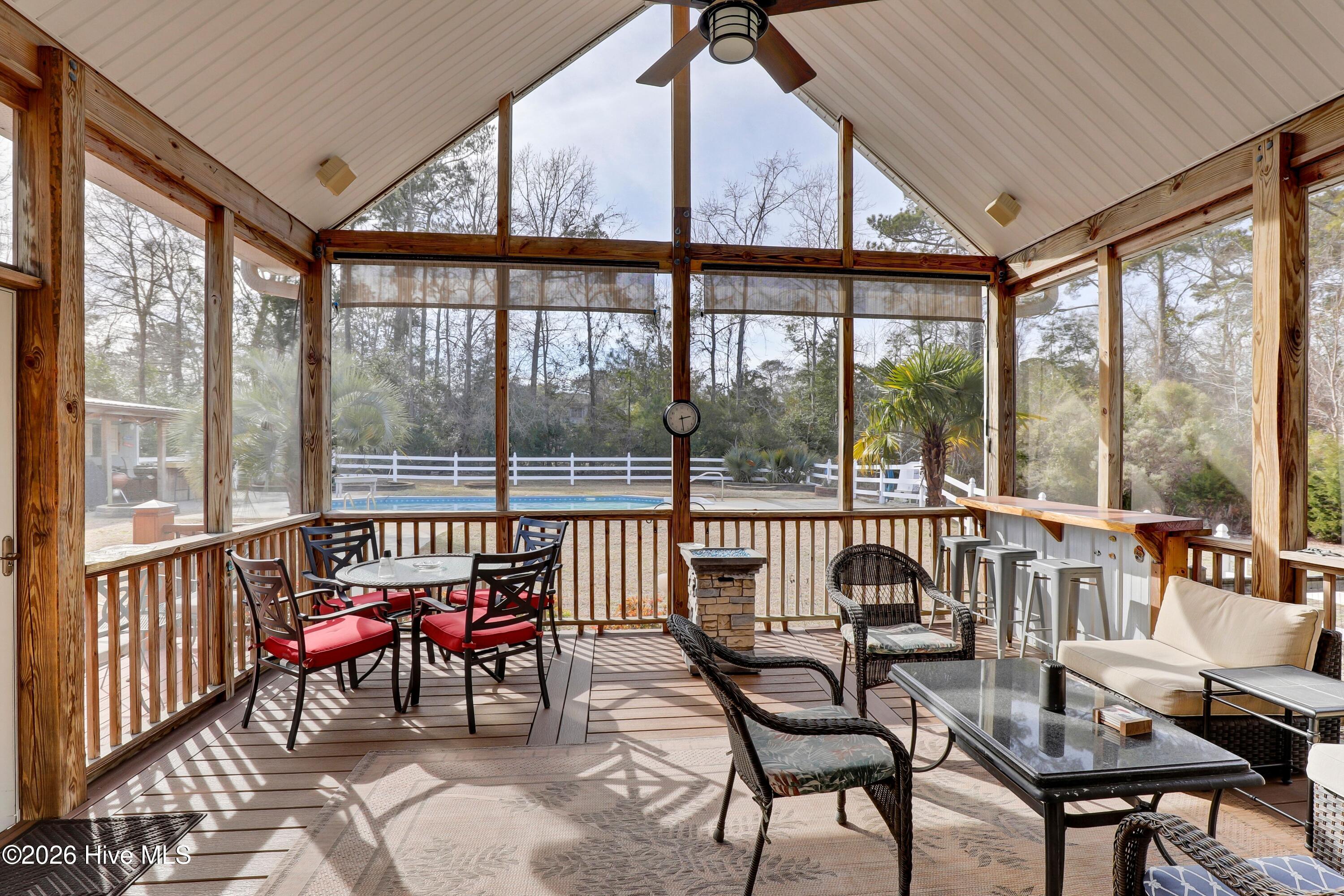 100555539 | Photo 38