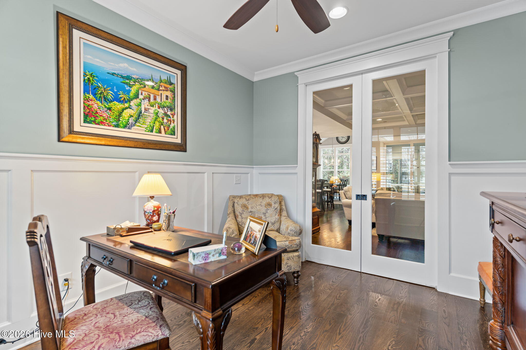 100557705 | Photo 19