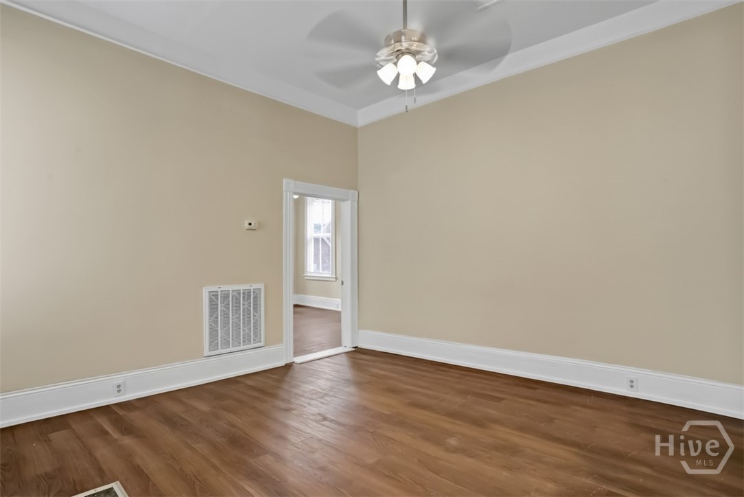 Din. rm to bedroom downstairs