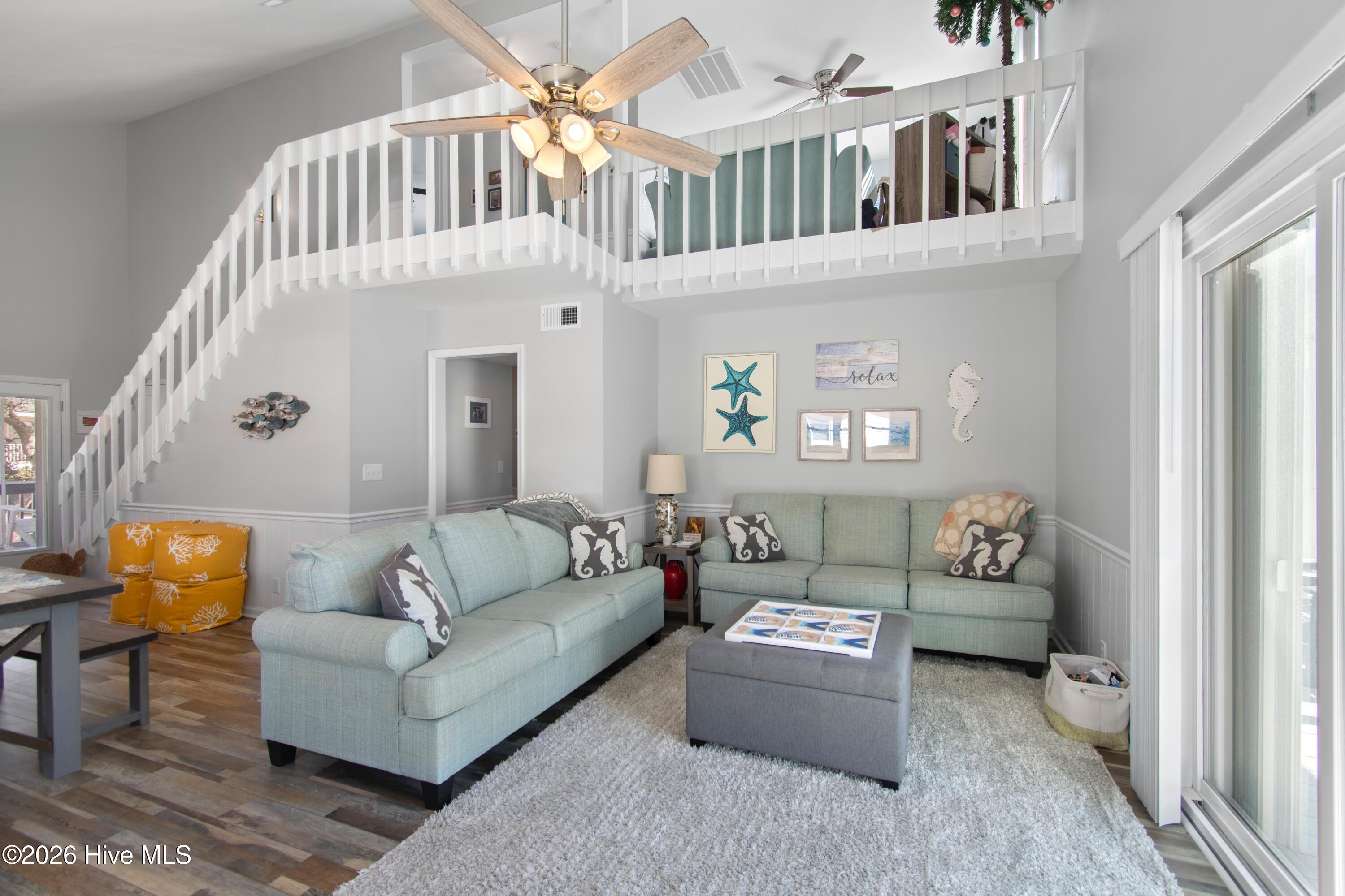 100555544 | Photo 21