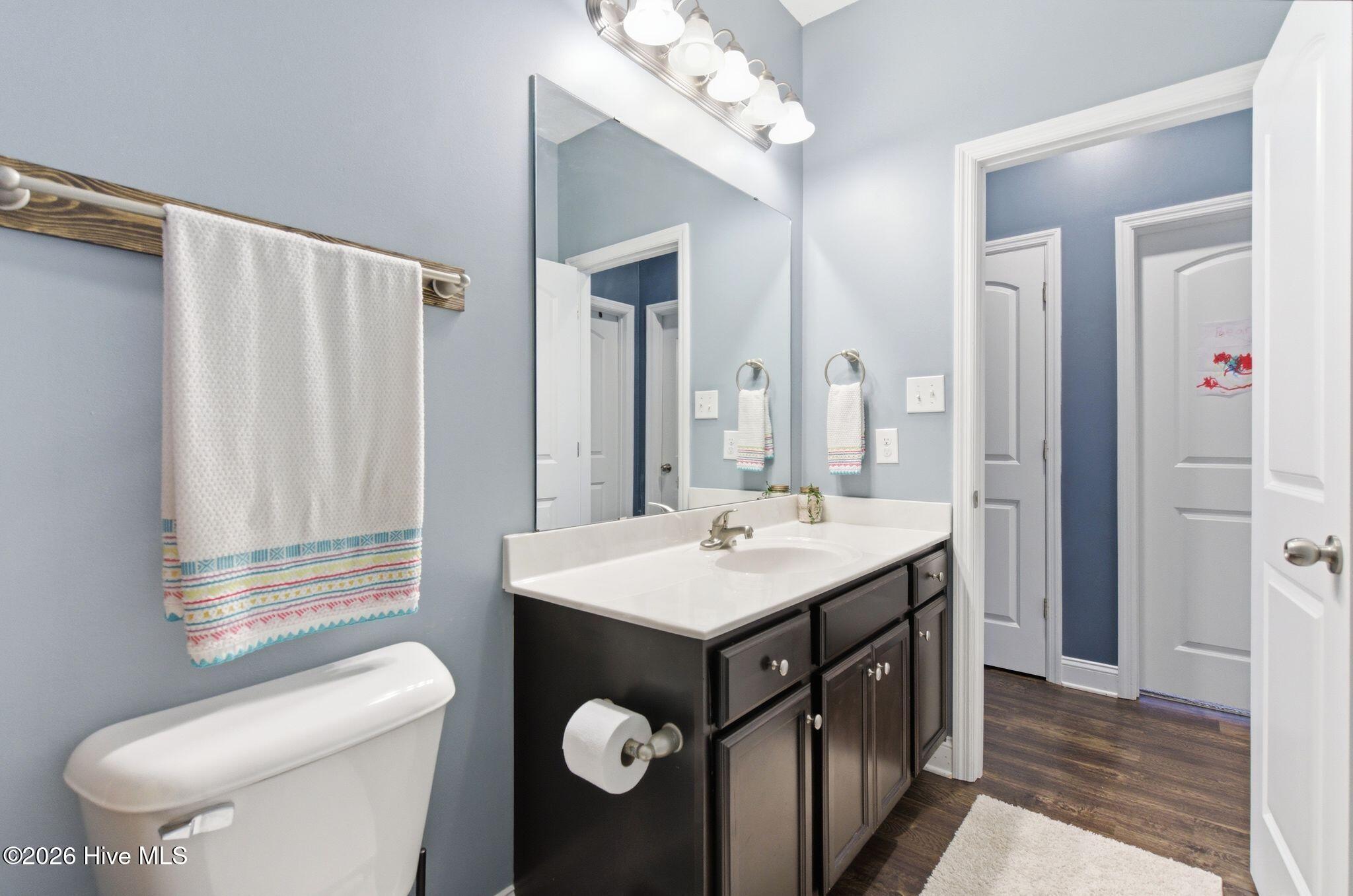 100558207 | Photo 28