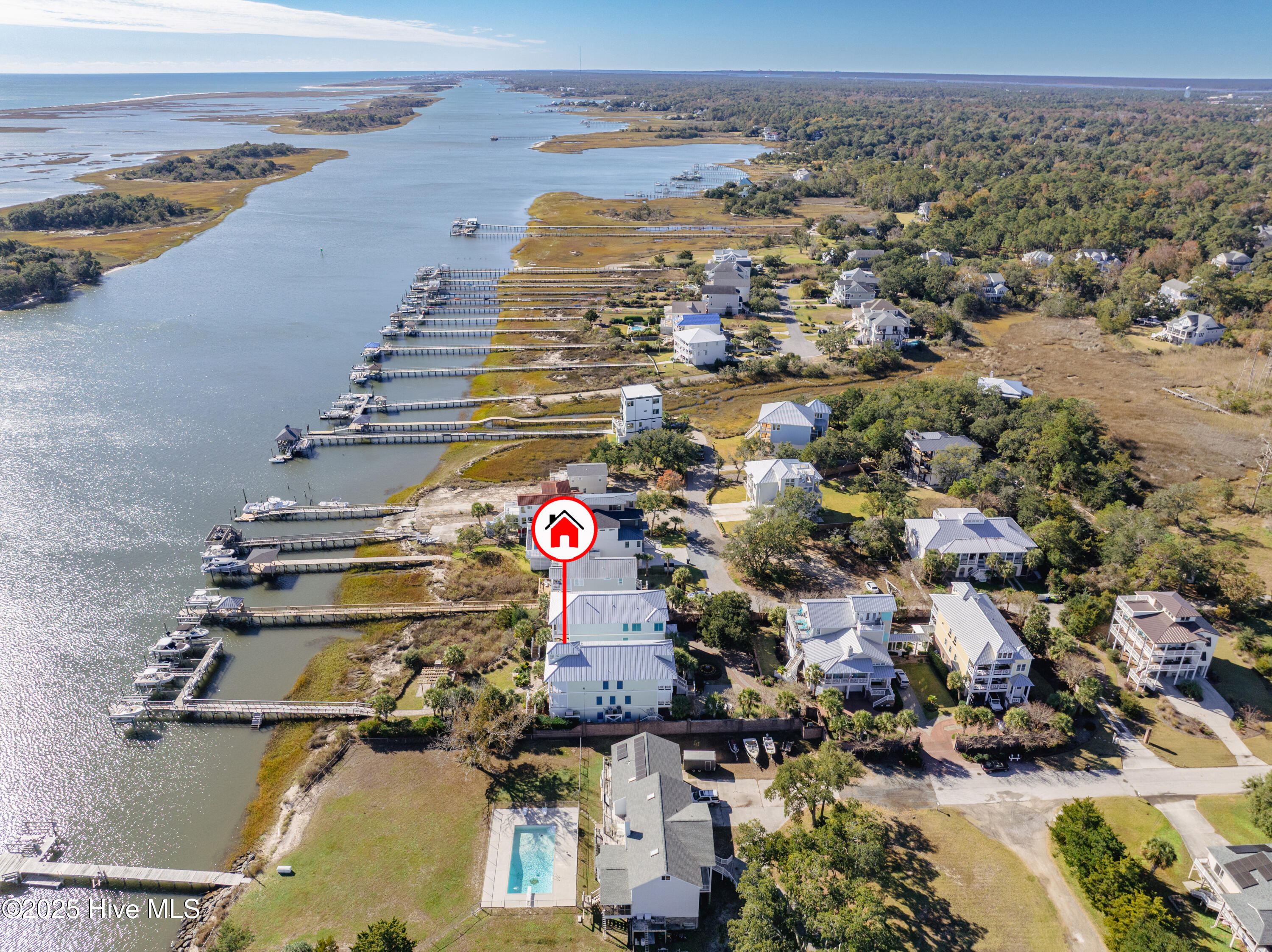 100541249 | Photo 94