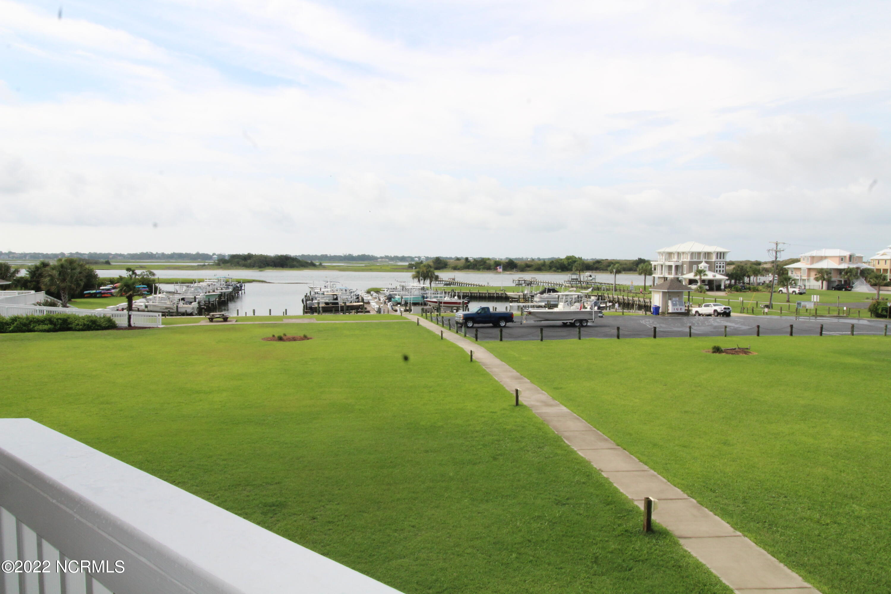 100530005 | Photo 11