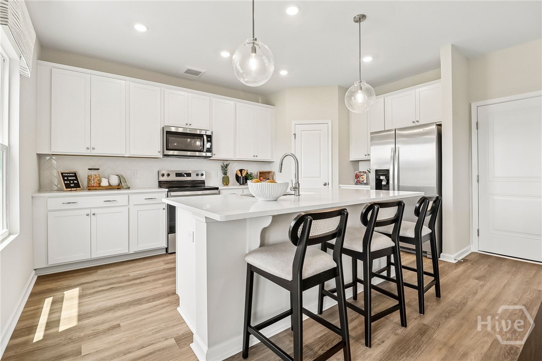 3rd image of 250 Green Meadow Dr, Savannah, GA 31419 | MLS# SA349926