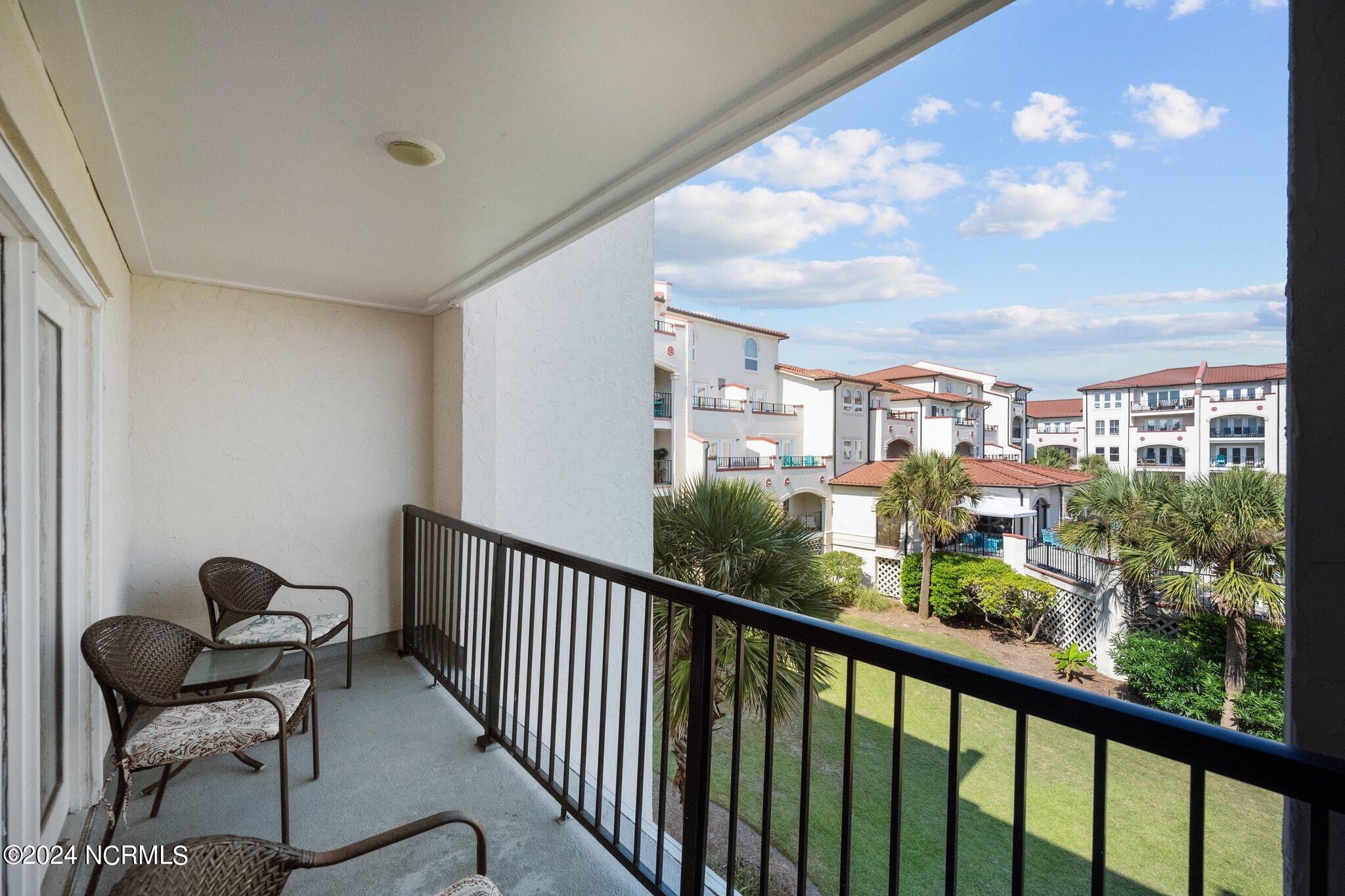 100461796 | Photo 34