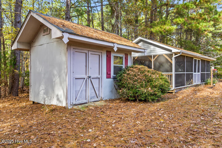 9314 Doris Drive,Oriental