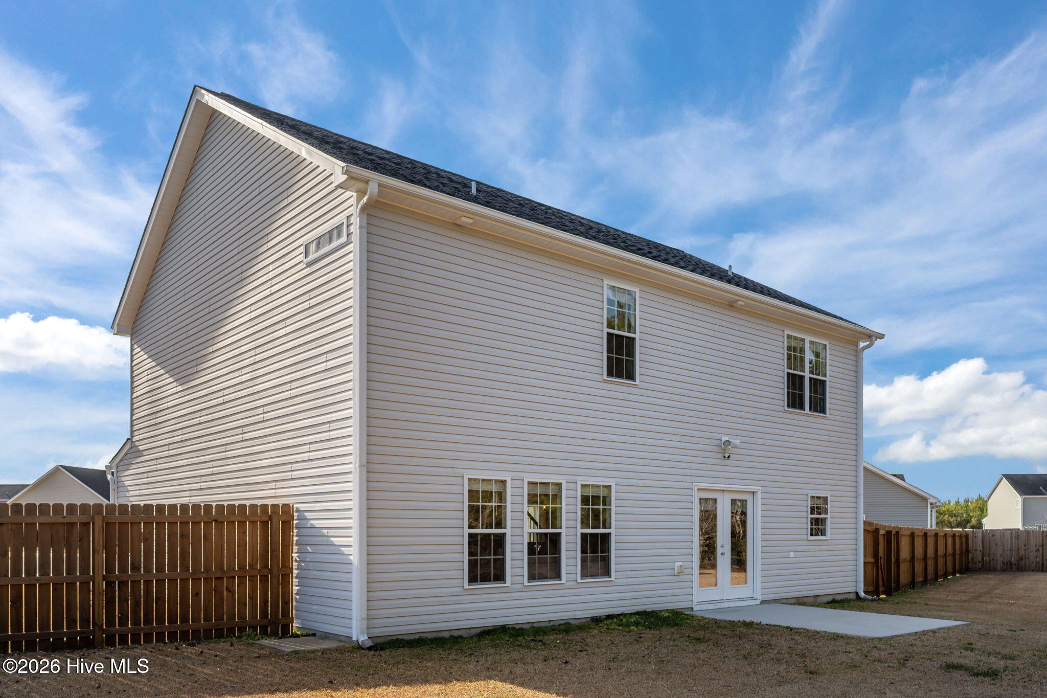 100547738 | Photo 45