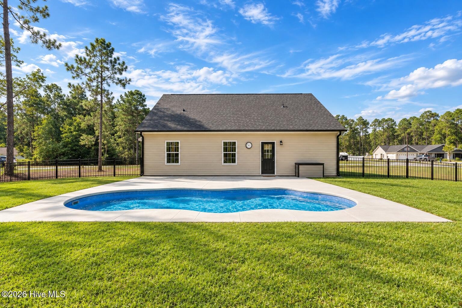 Photo 2 of Single family home for sale at 188 Boundary Loop Rd Nw, Calabash, NC 28467 | MLS# 100598298 | Listing updated on 2026-09-18