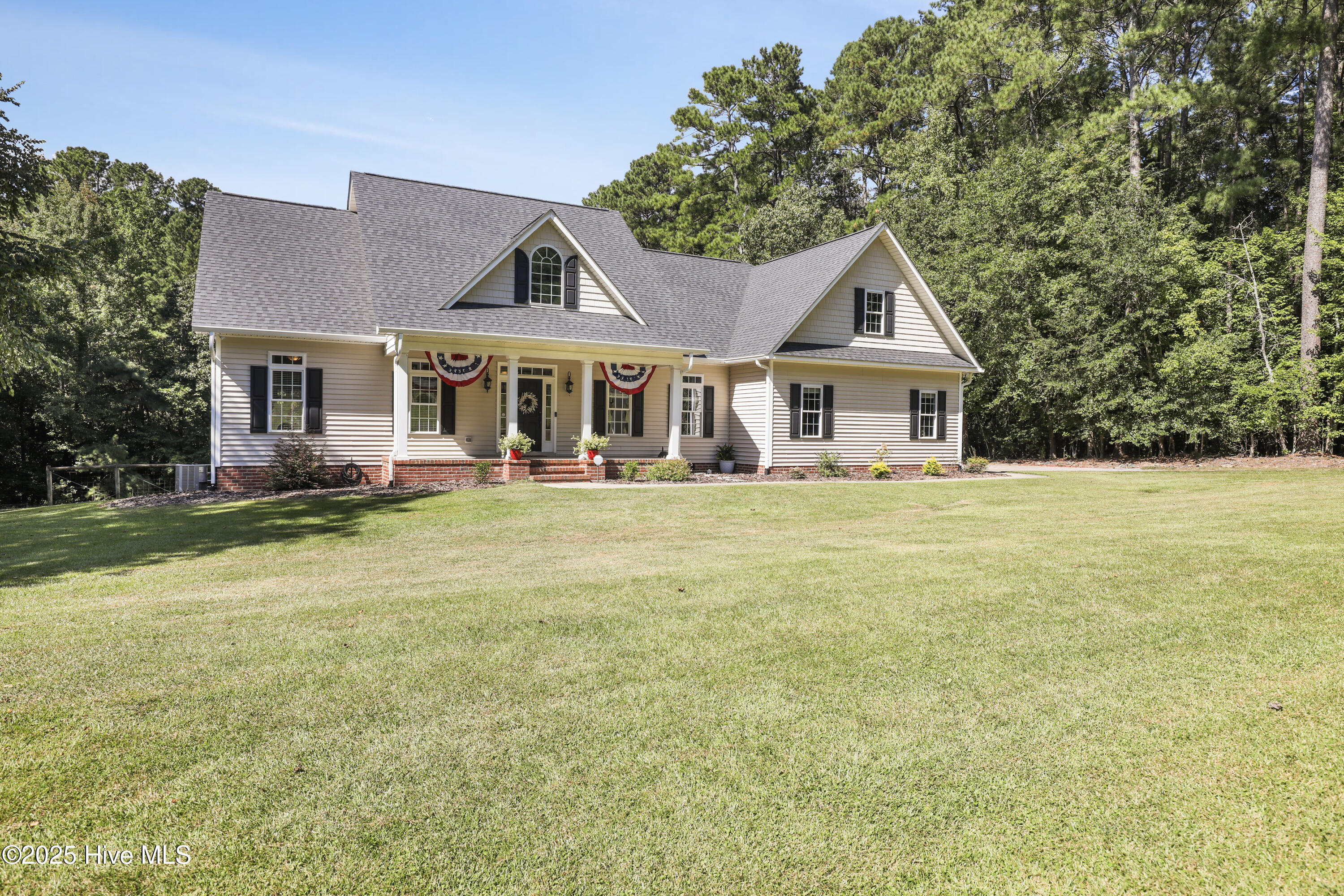 Property at 1002 Sunset Drive