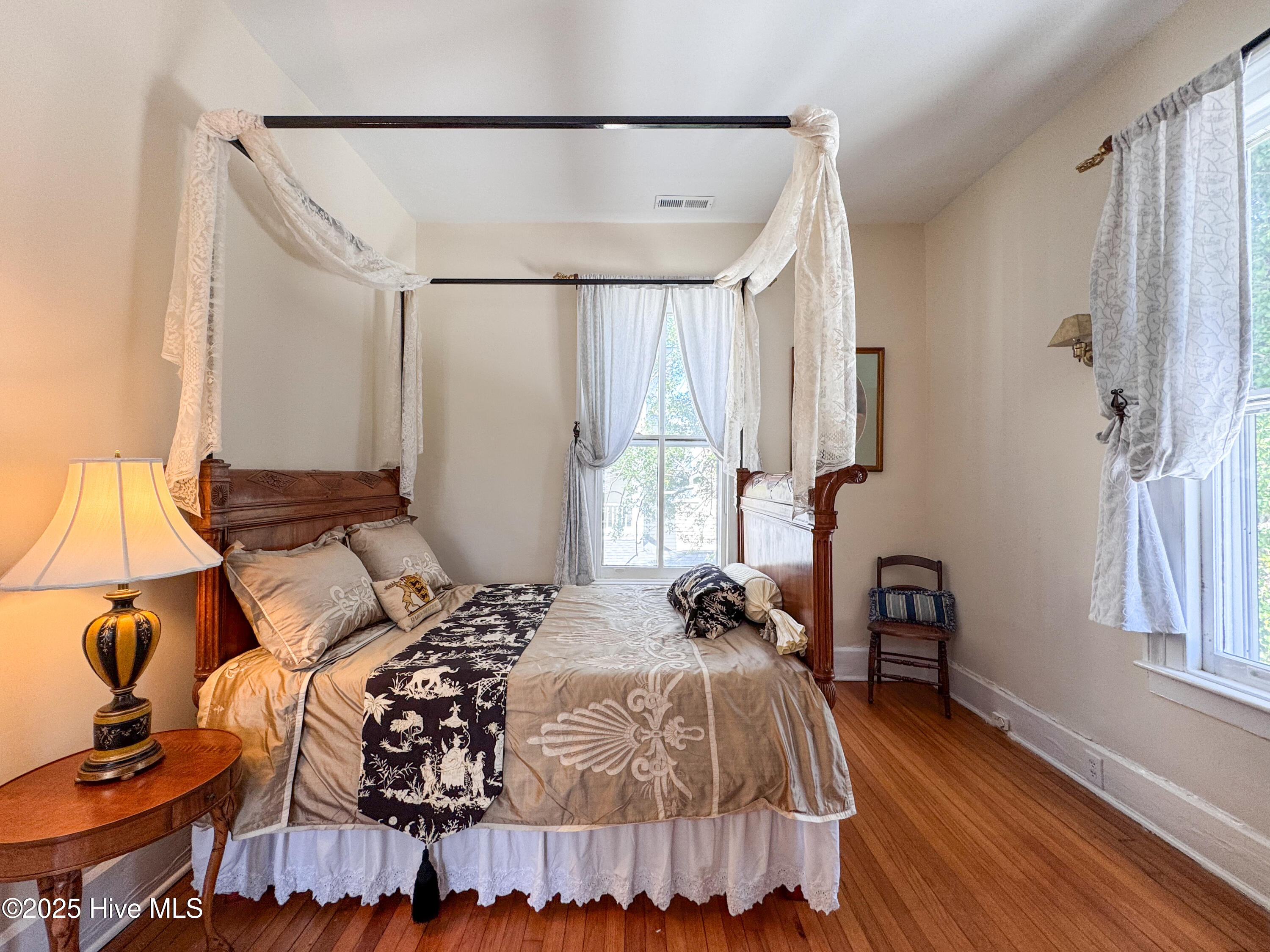 100501936 | Photo 78