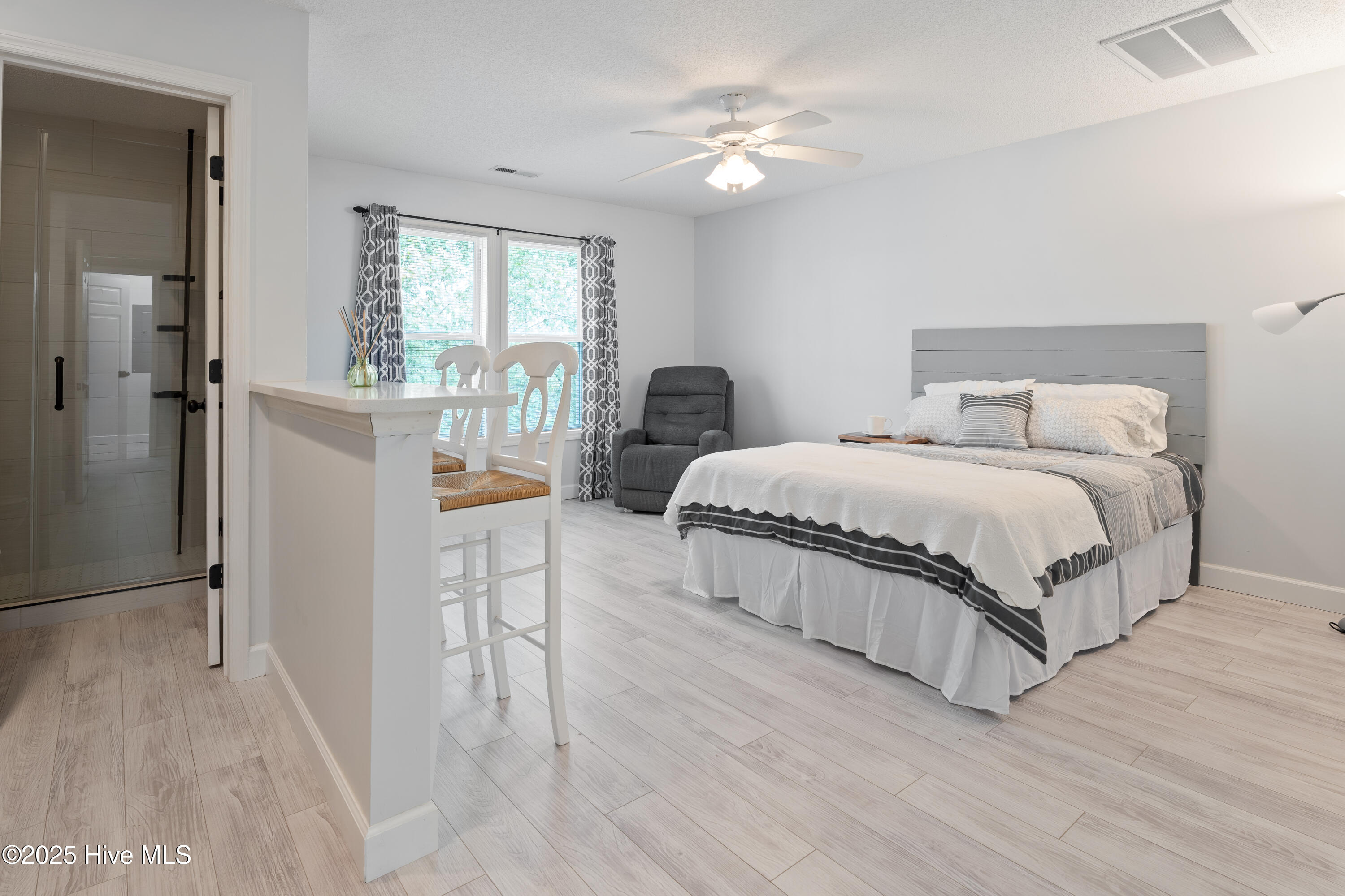 100538246 | Photo 20