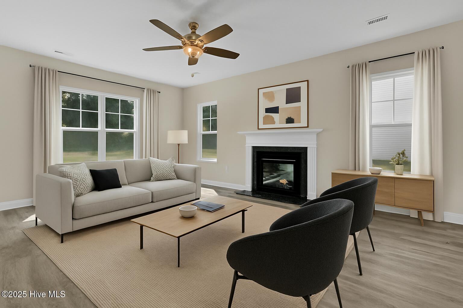 100488784 | Photo 16