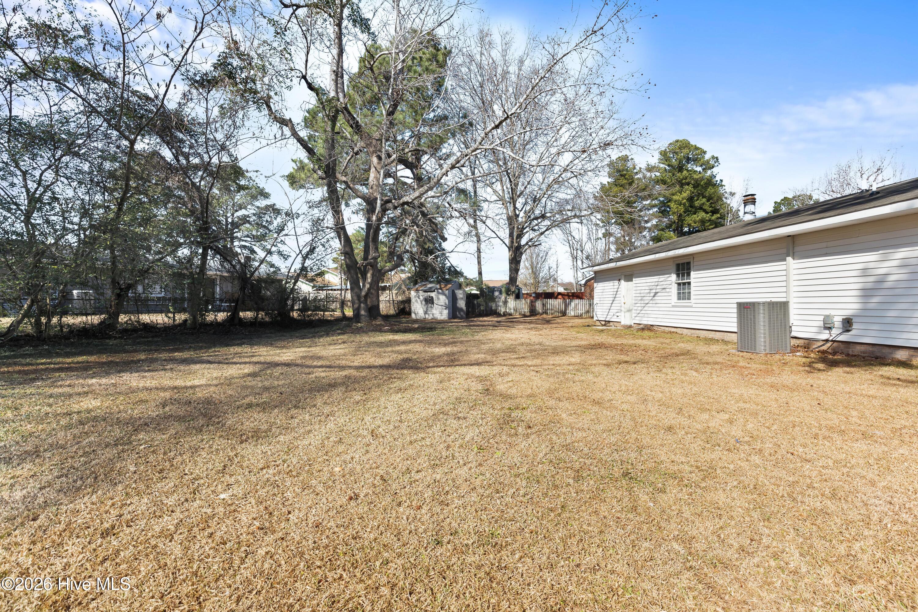 100547493 | Photo 23