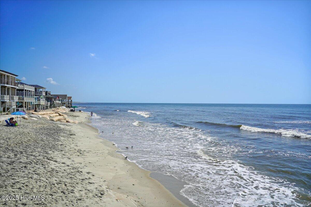 100529253 | Photo 62