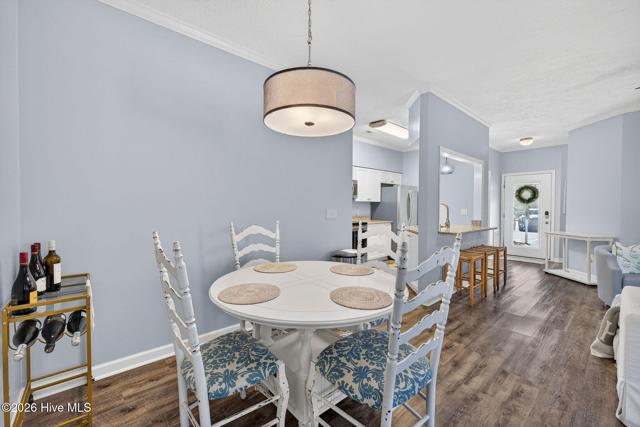 100562760 | Photo 25