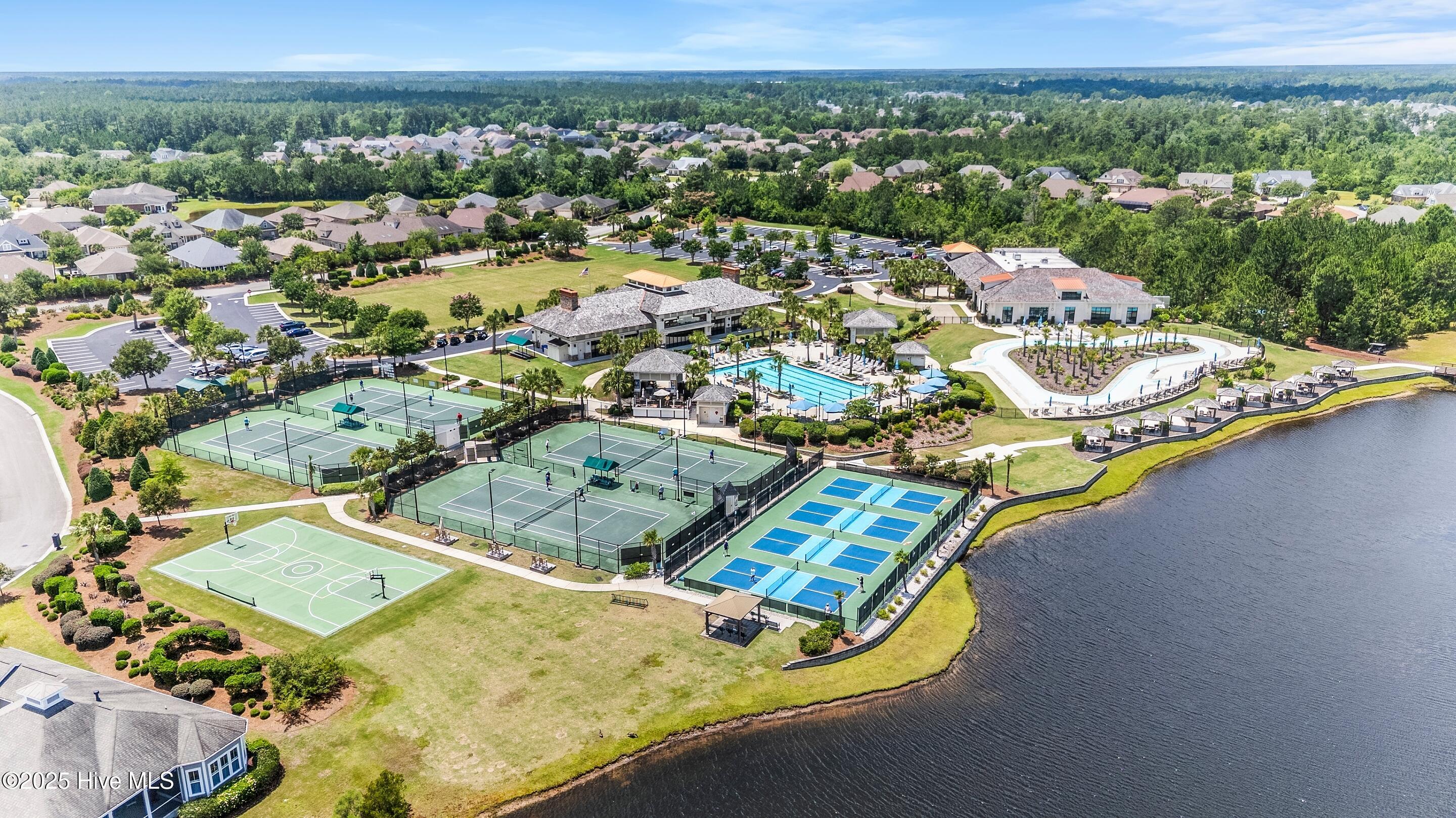 100554494 | Photo 62