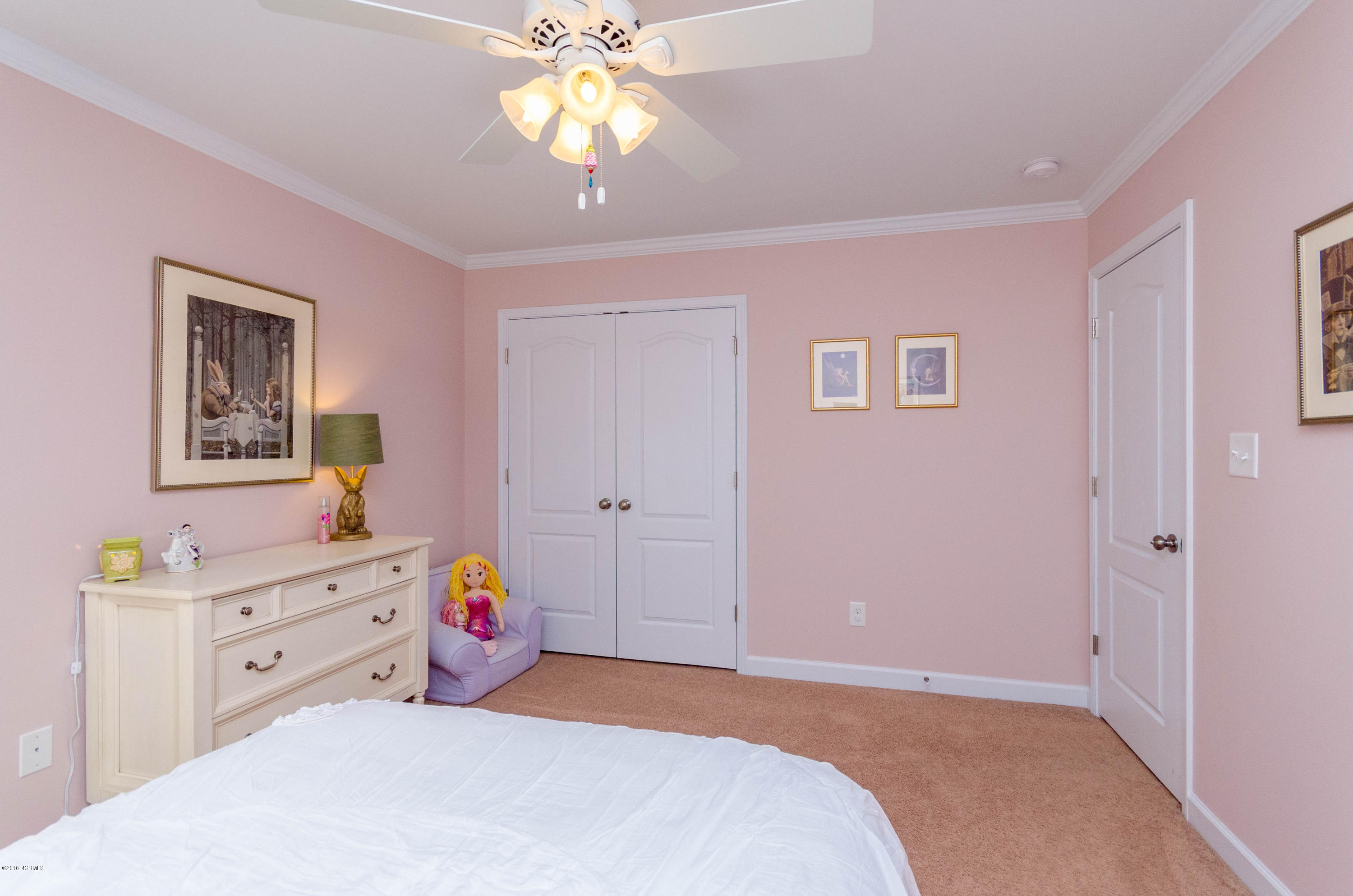 100553700 | Photo 34