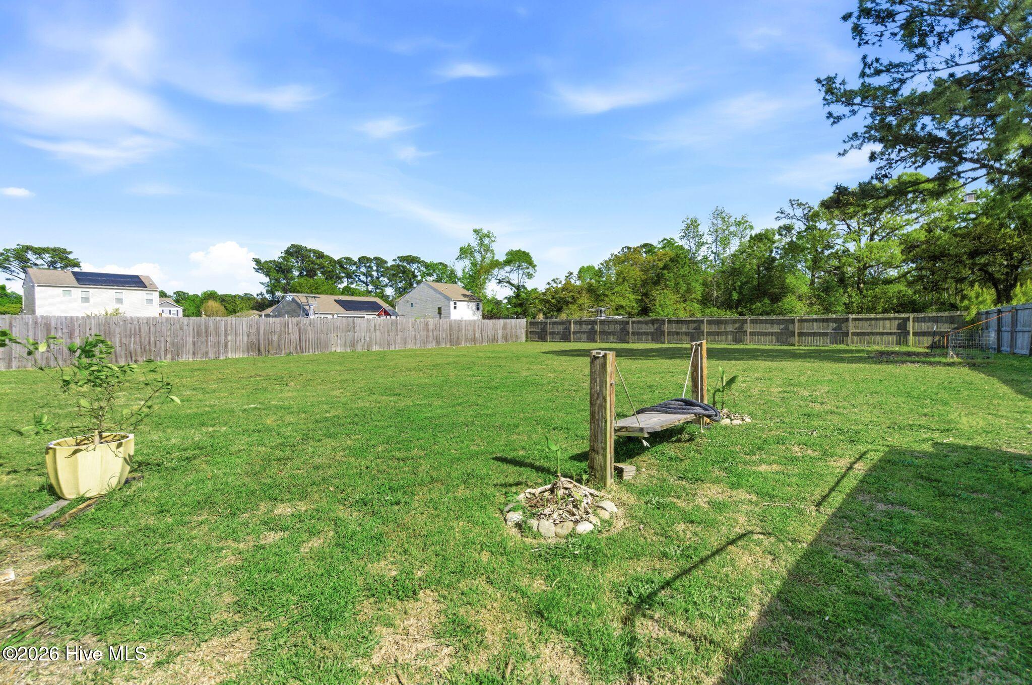 100566850 | Photo 37