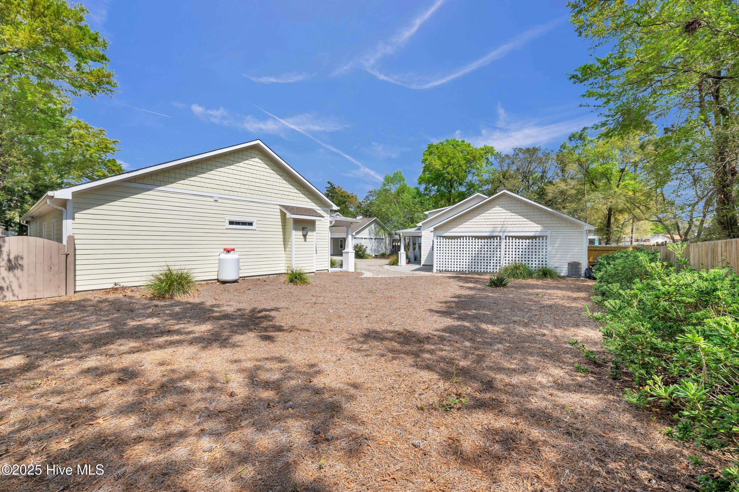 100499917 | Photo 18