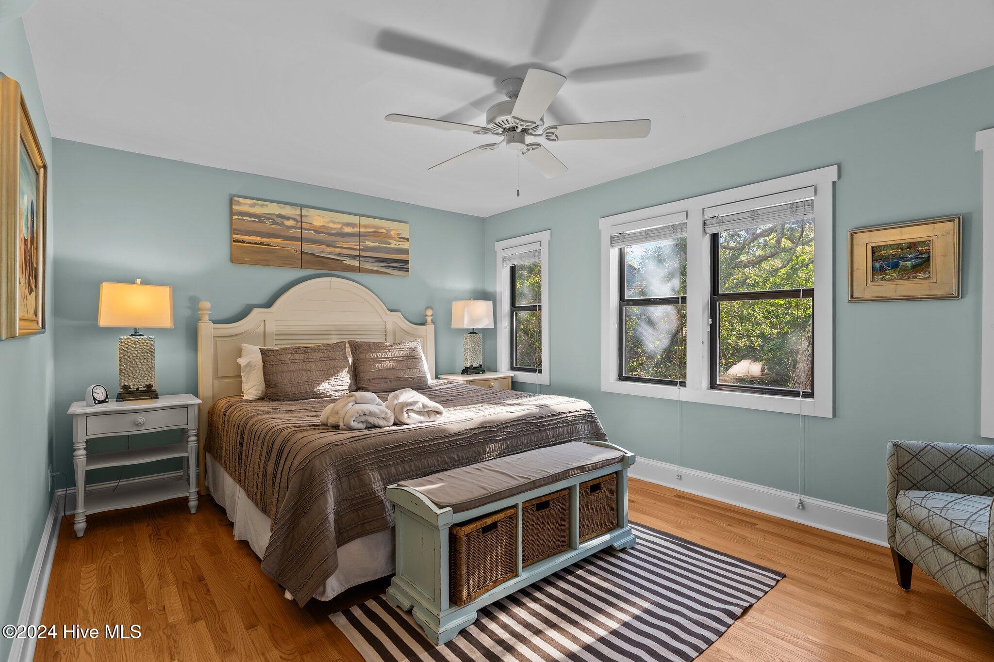 100551780 | Photo 29