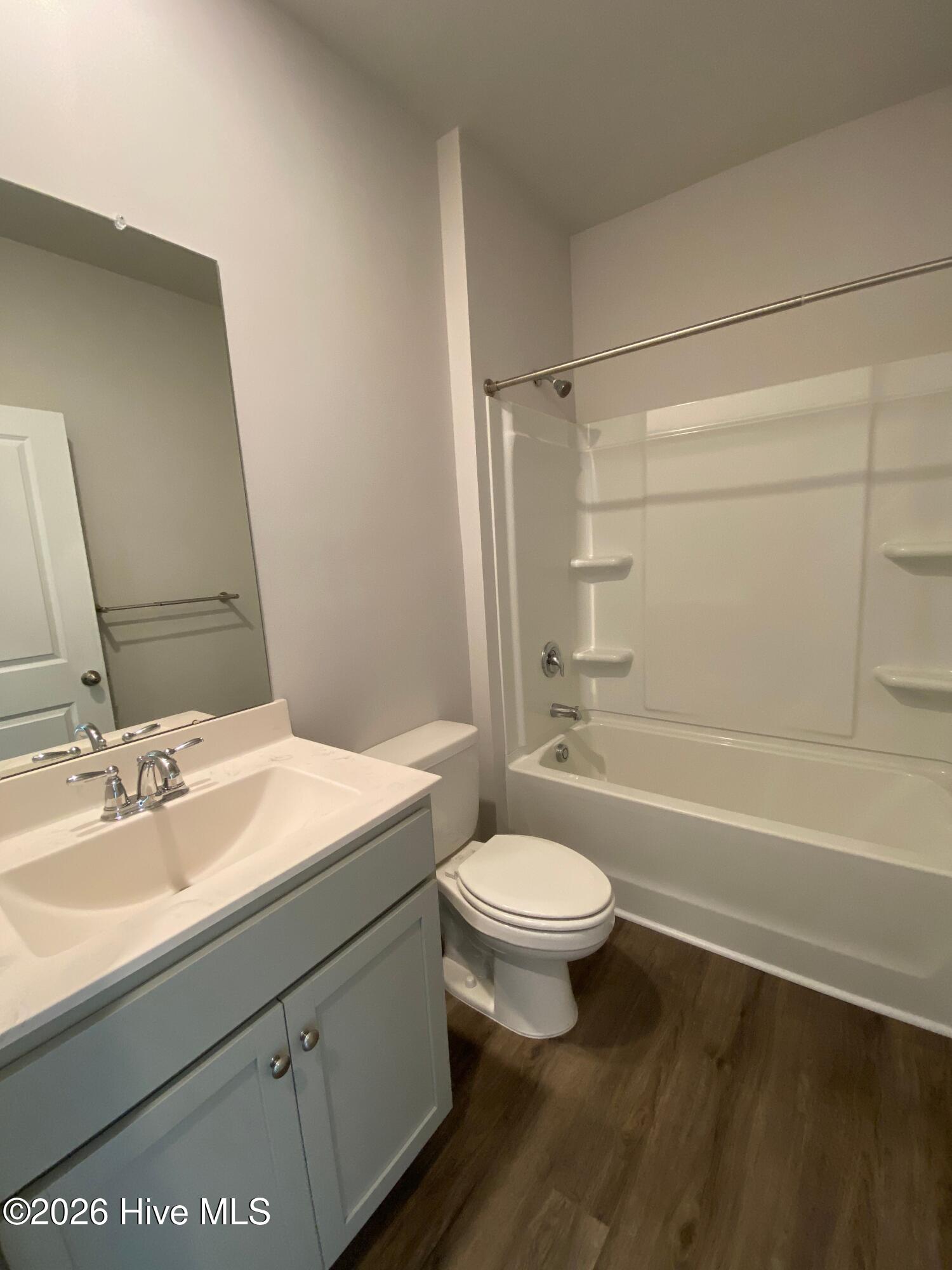 100553677 | Photo 29