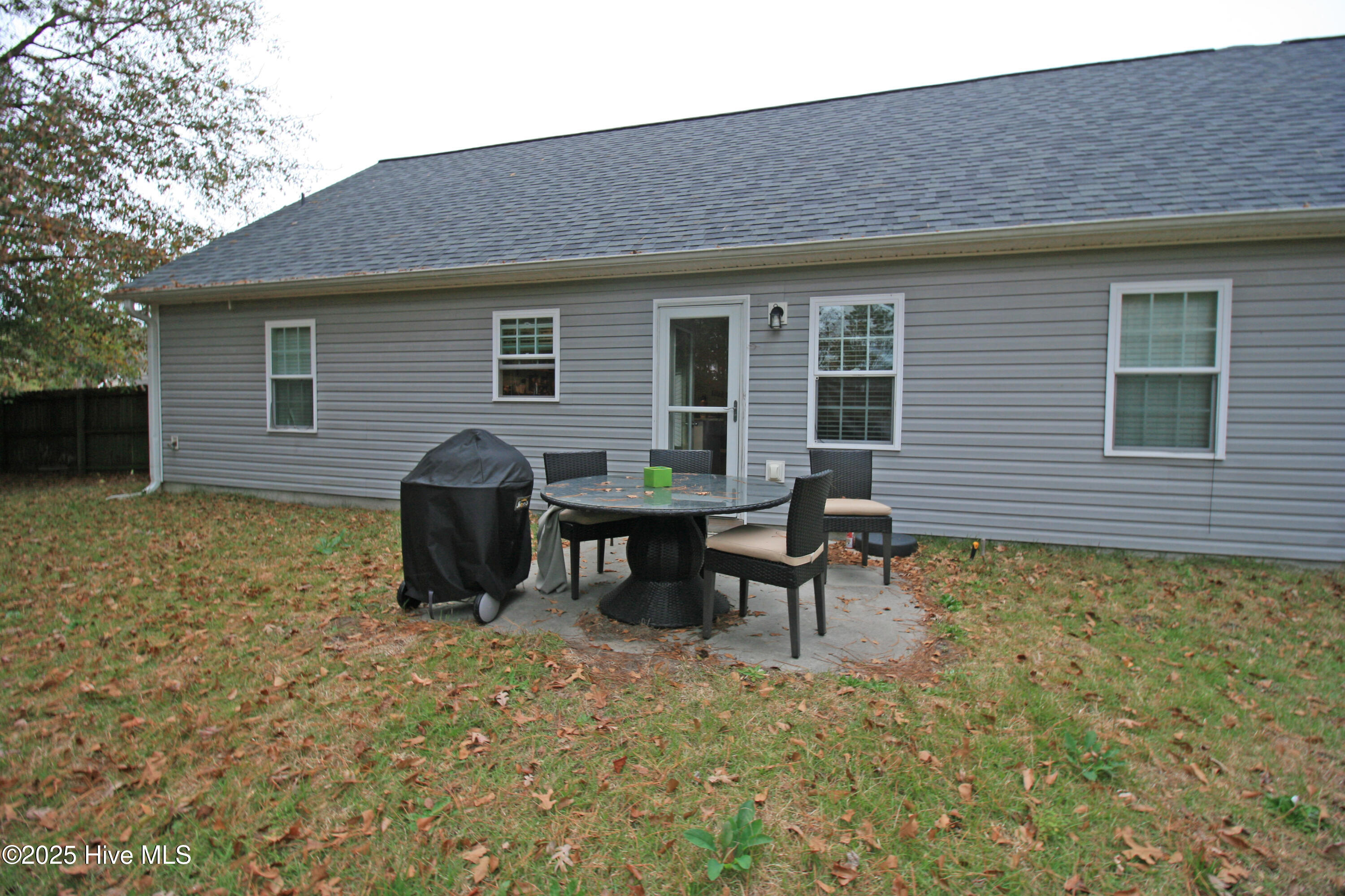 100543578 | Photo 21