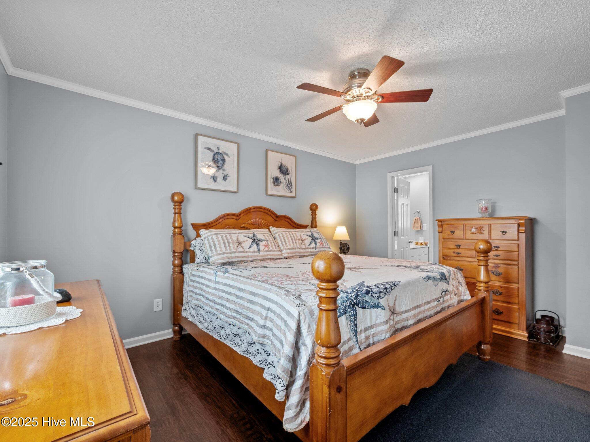 100516980 | Photo 18