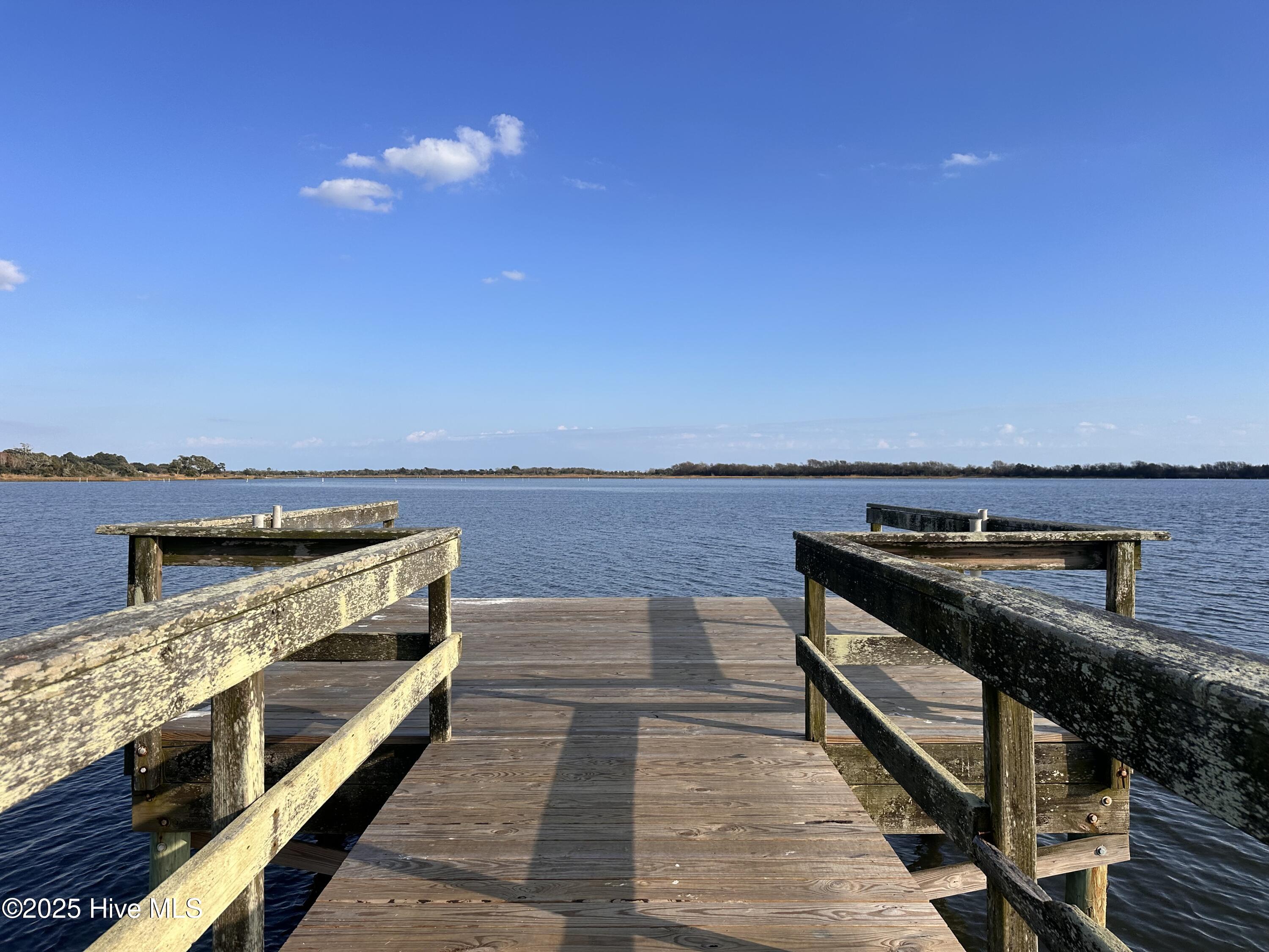 100542107 | Photo 23