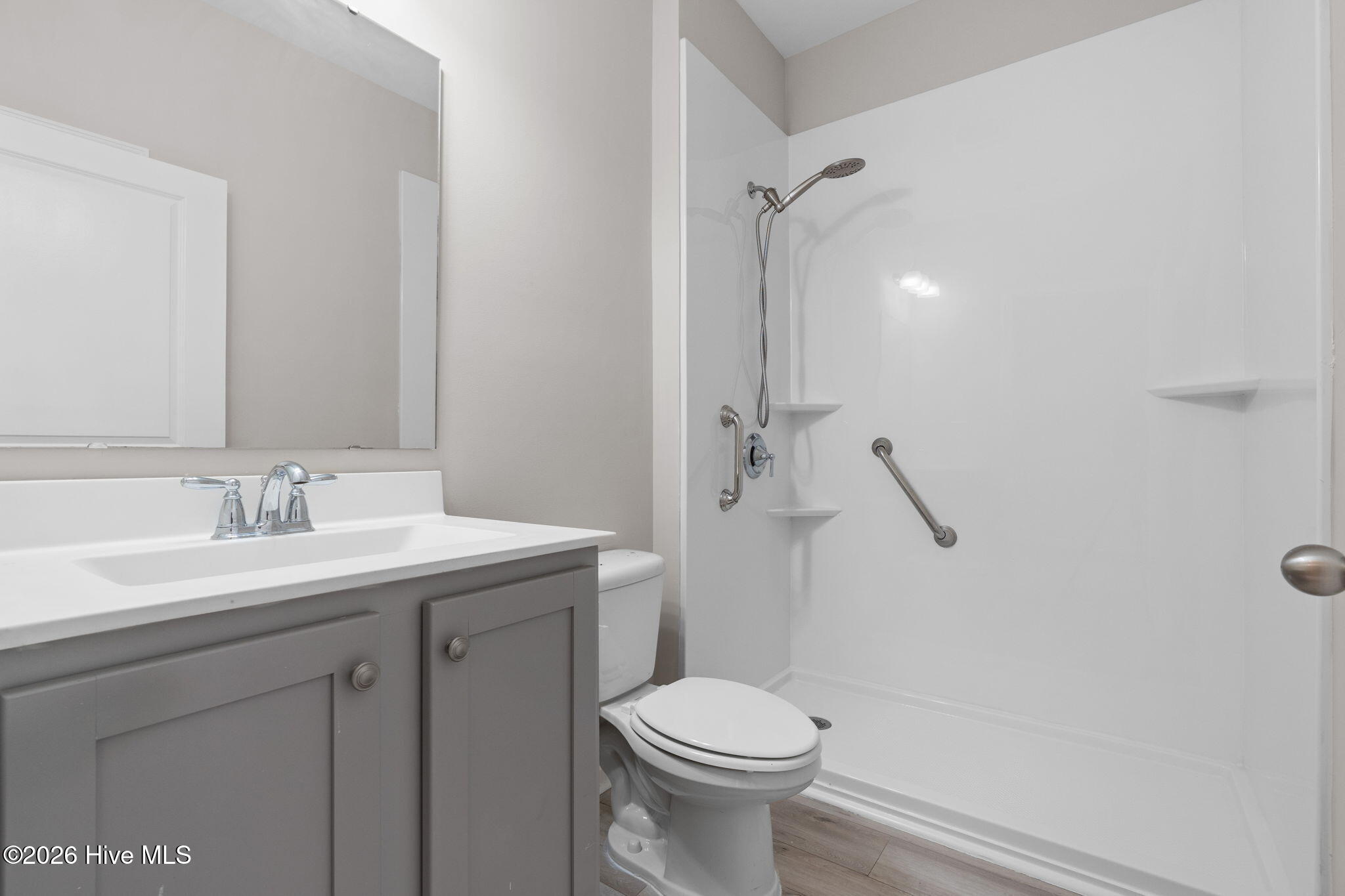 100555628 | Photo 27