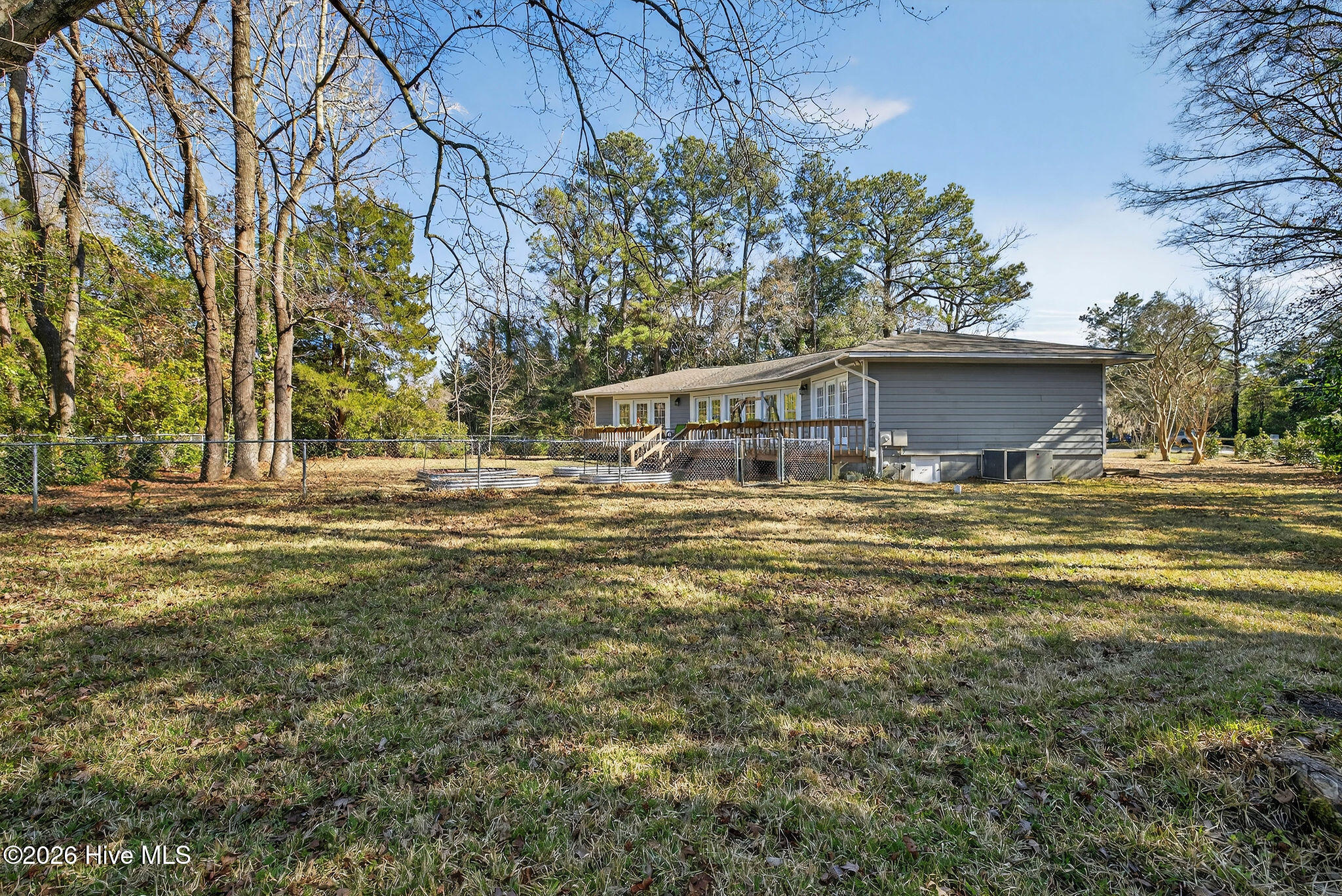 100552552 | Photo 38