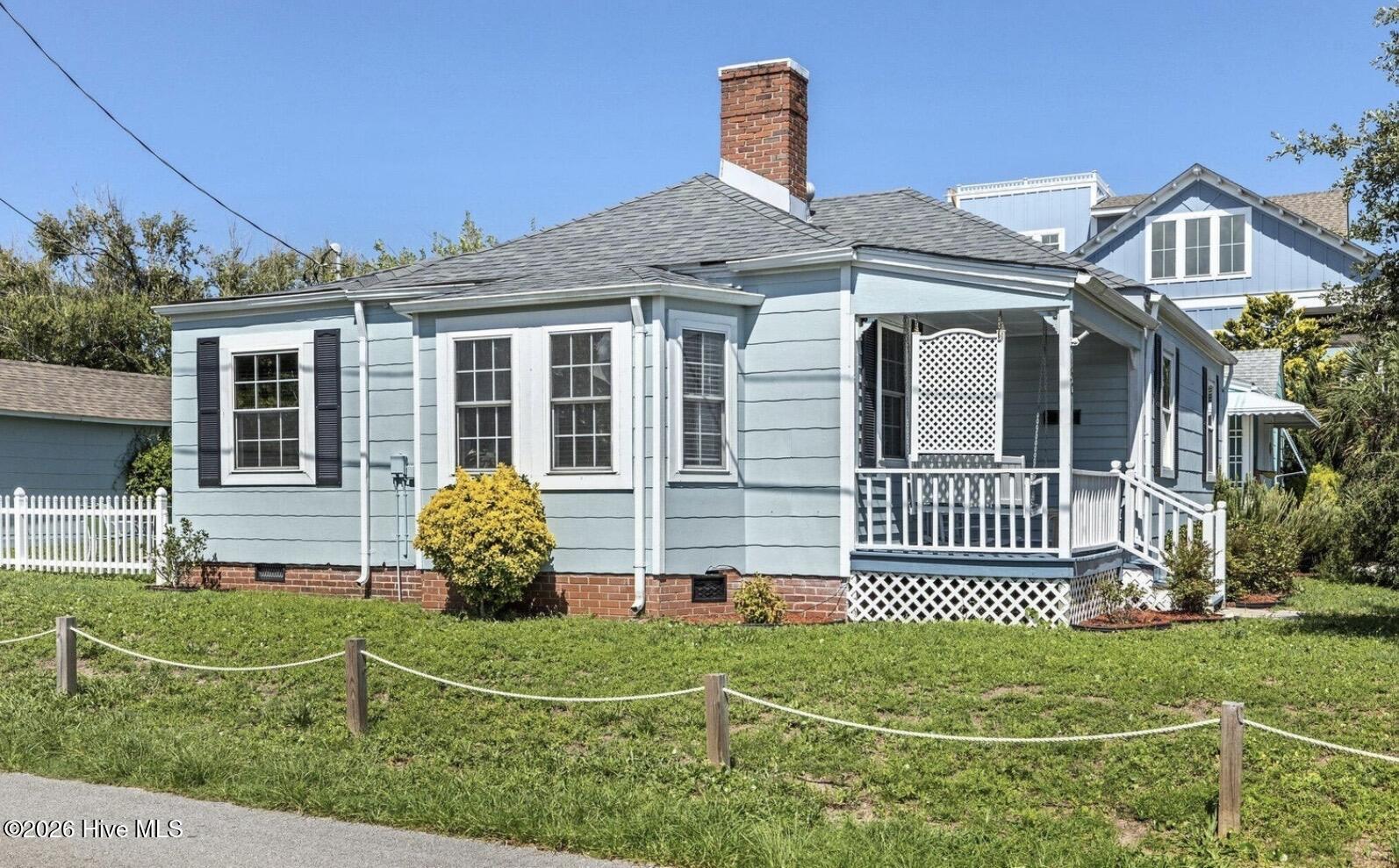 Exterior photo of 1501 Front Street, Beaufort, NC 28516. MLS: 100587394