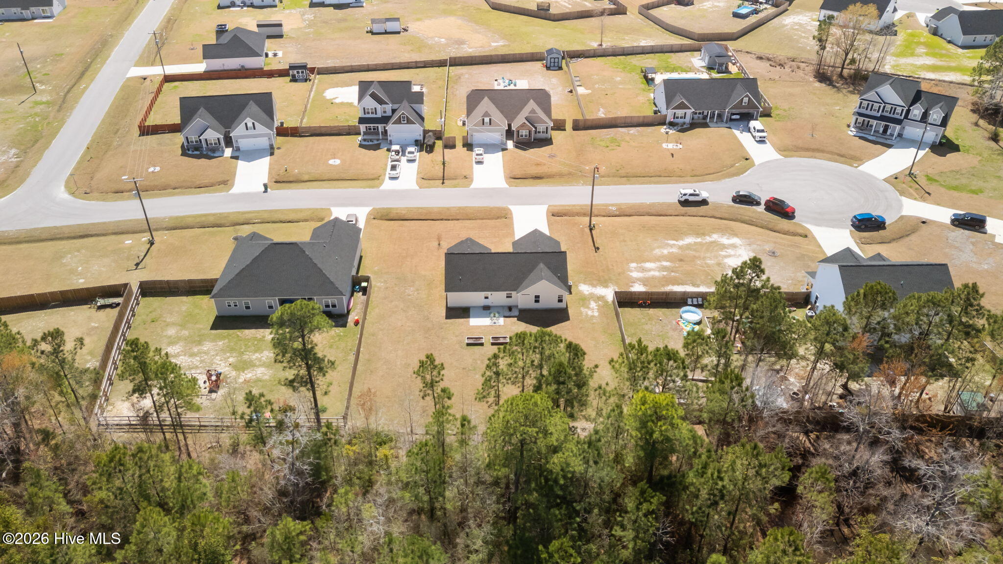 100563188 | Photo 44