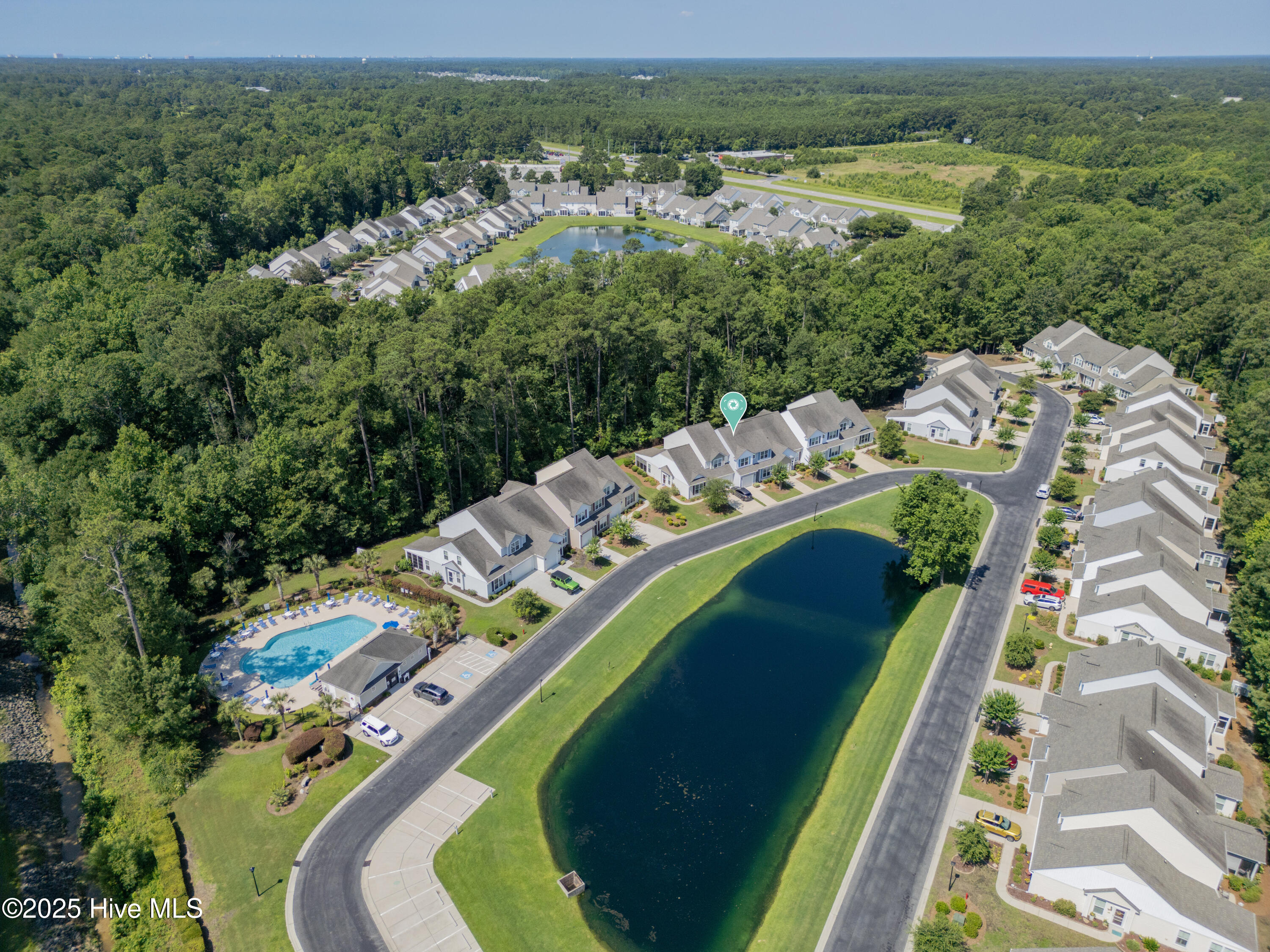 100516530 | Photo 43