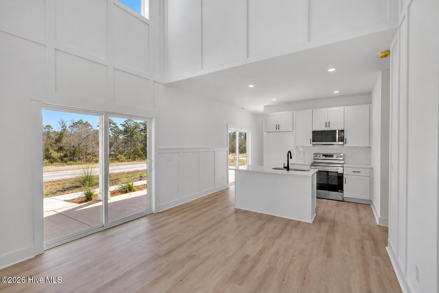 Photo 4 of Single family home for sale at 43 Tide Landing Ct, Hampstead, NC 28443 | MLS# 100610322 | Listing updated on 2026-10-15
