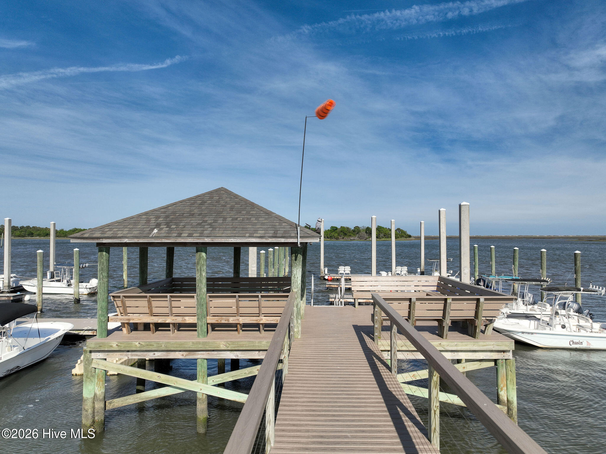 100567317 | Photo 82