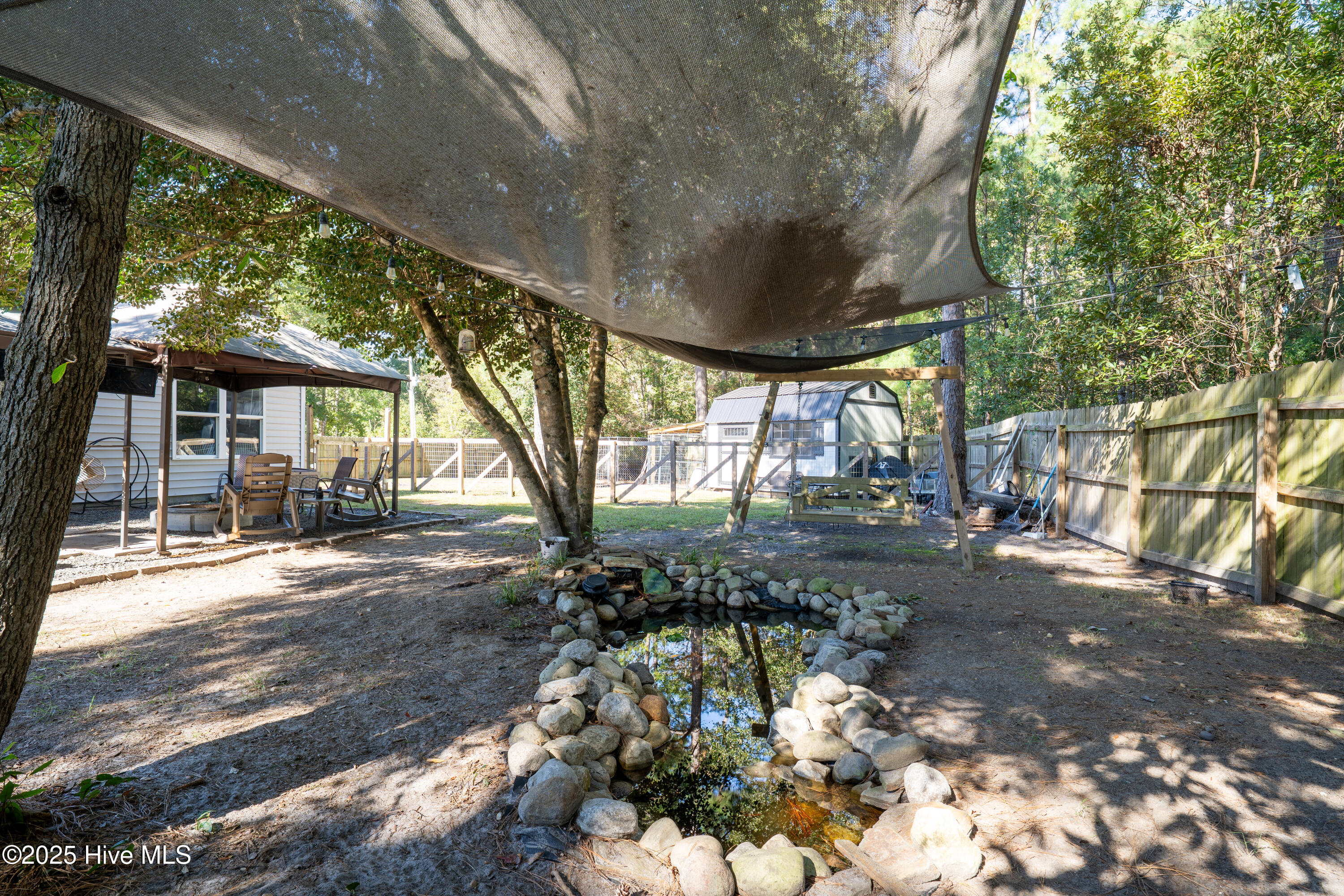 100538063 | Photo 62