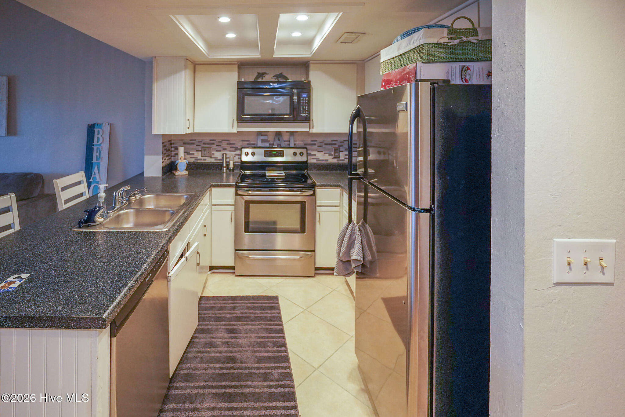 100519884 | Photo 13