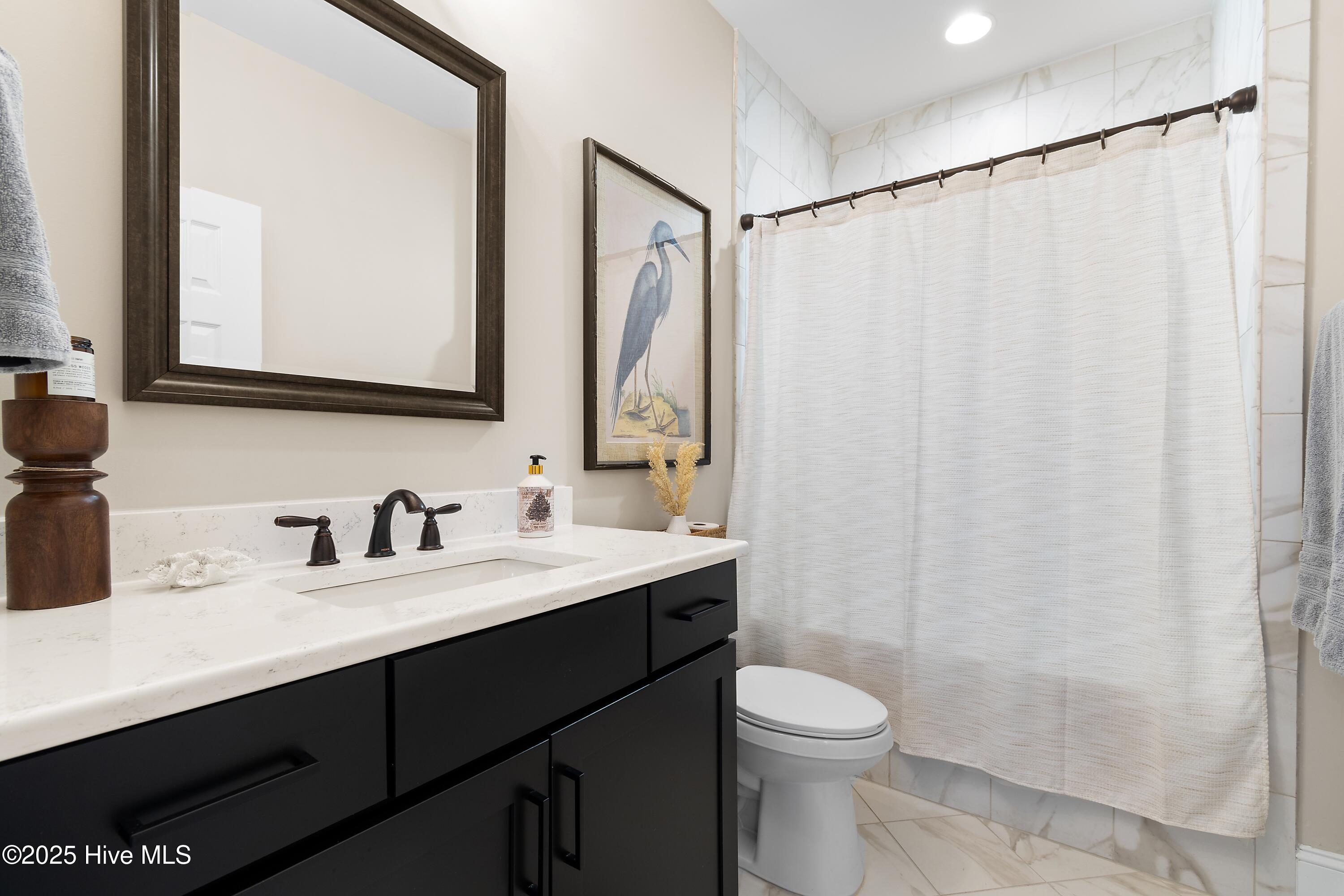 100546246 | Photo 26