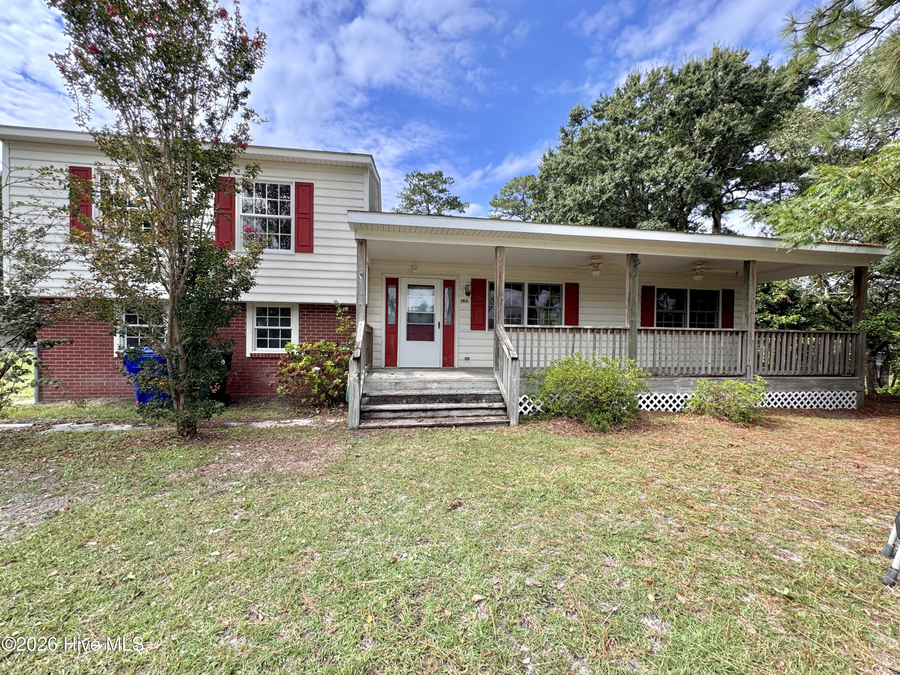 2831 Easy Street,Newport