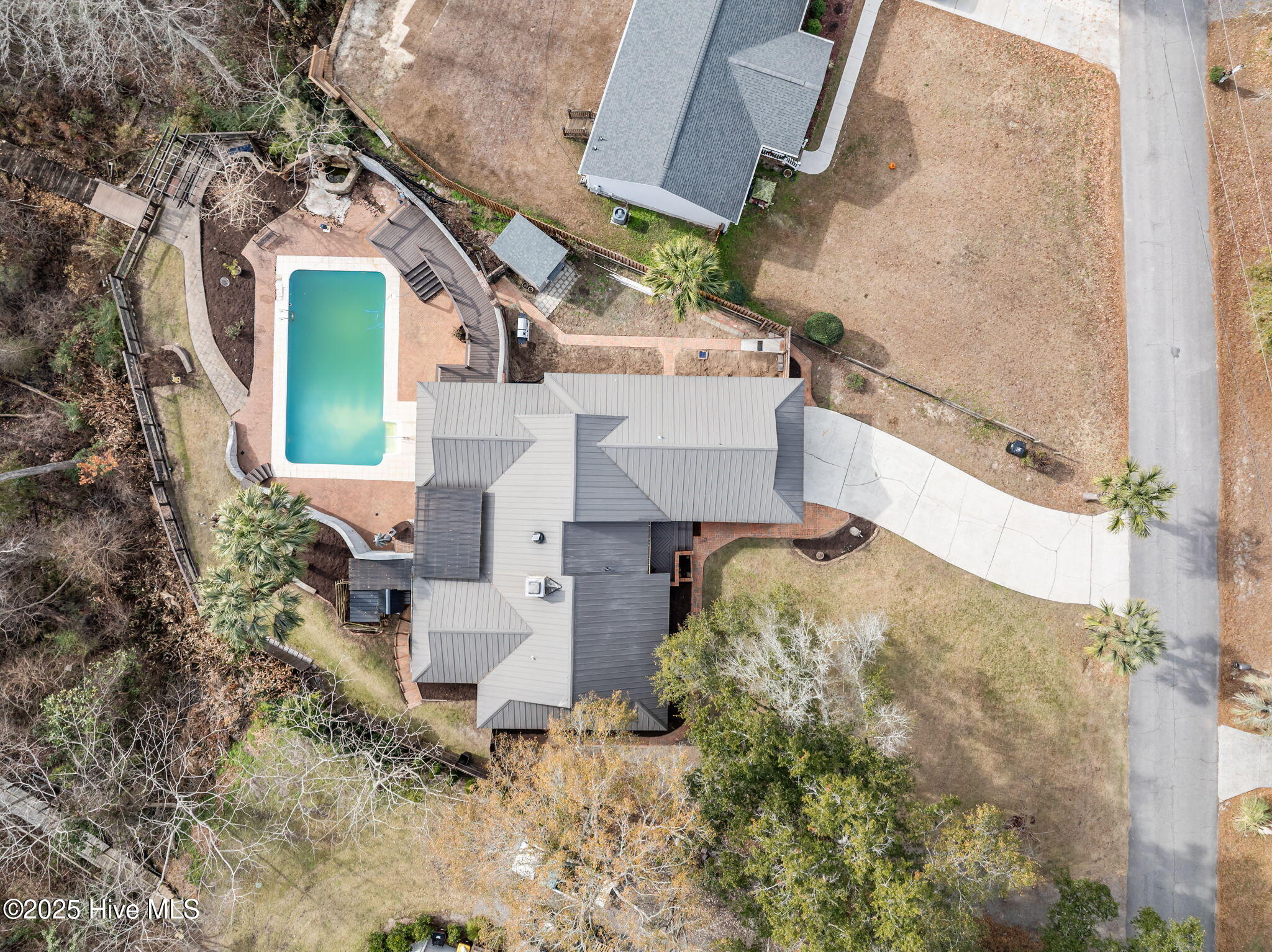 100536455 | Photo 12