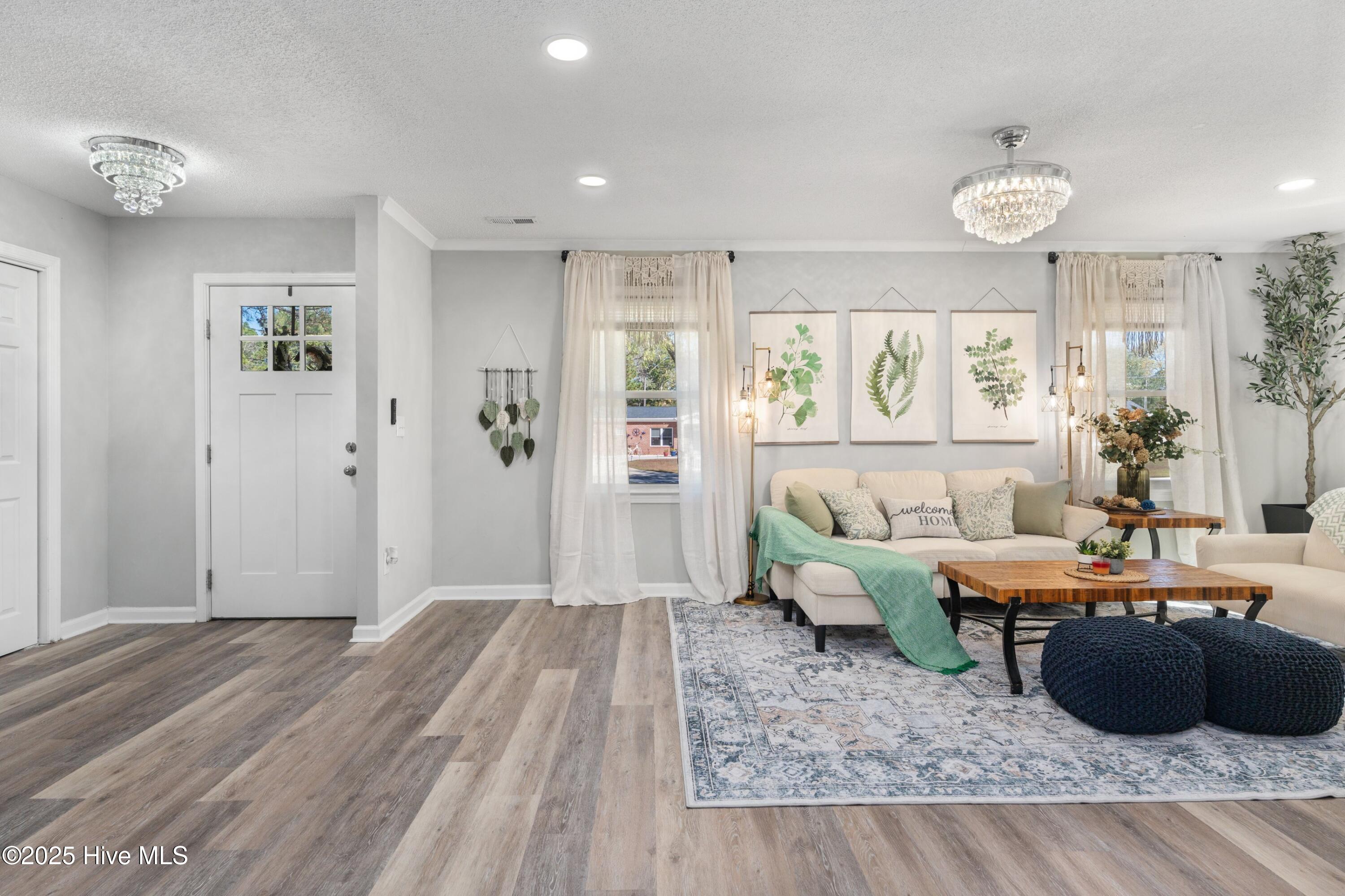 100539708 | Photo 15