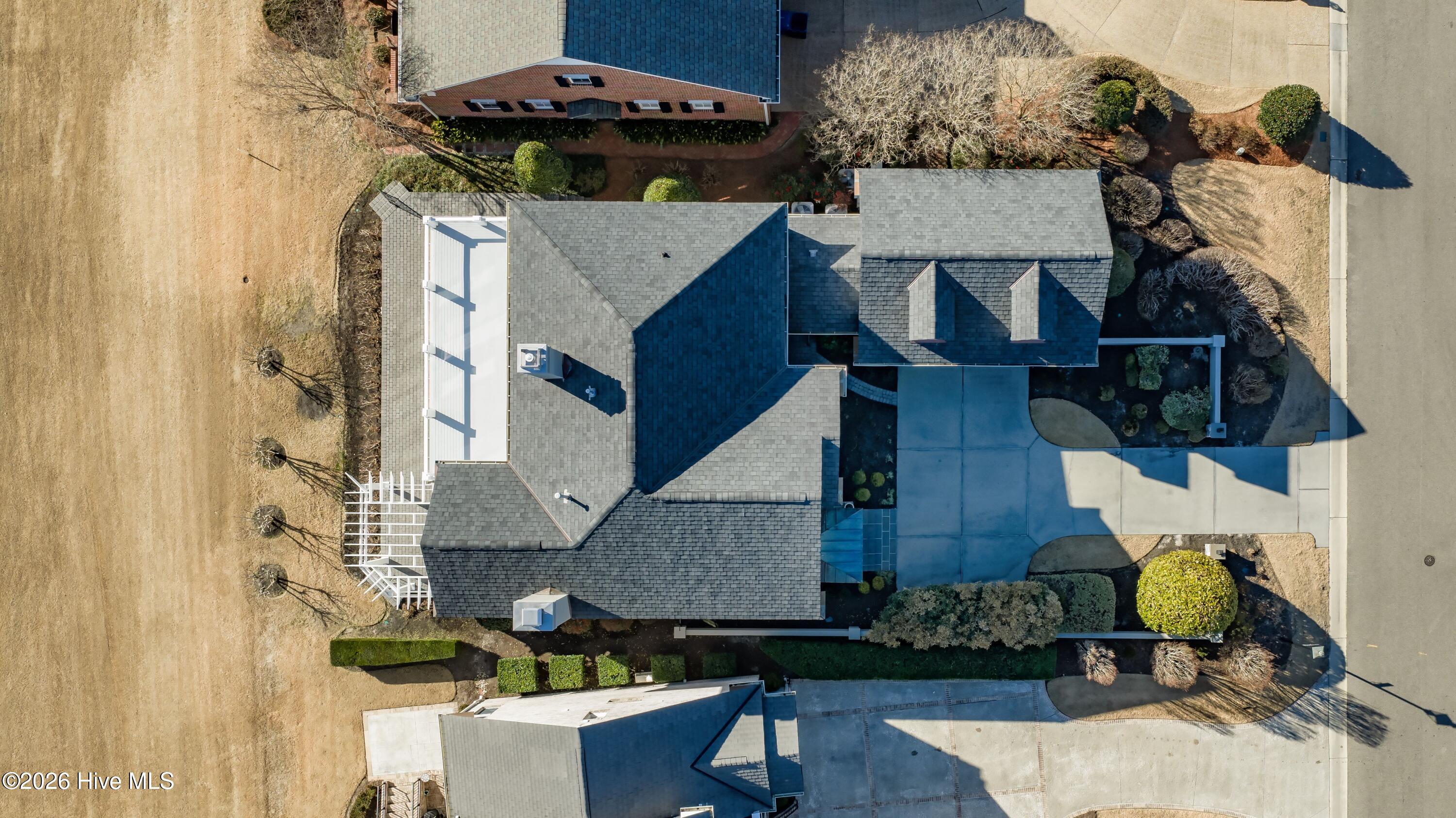 100552340 | Photo 53