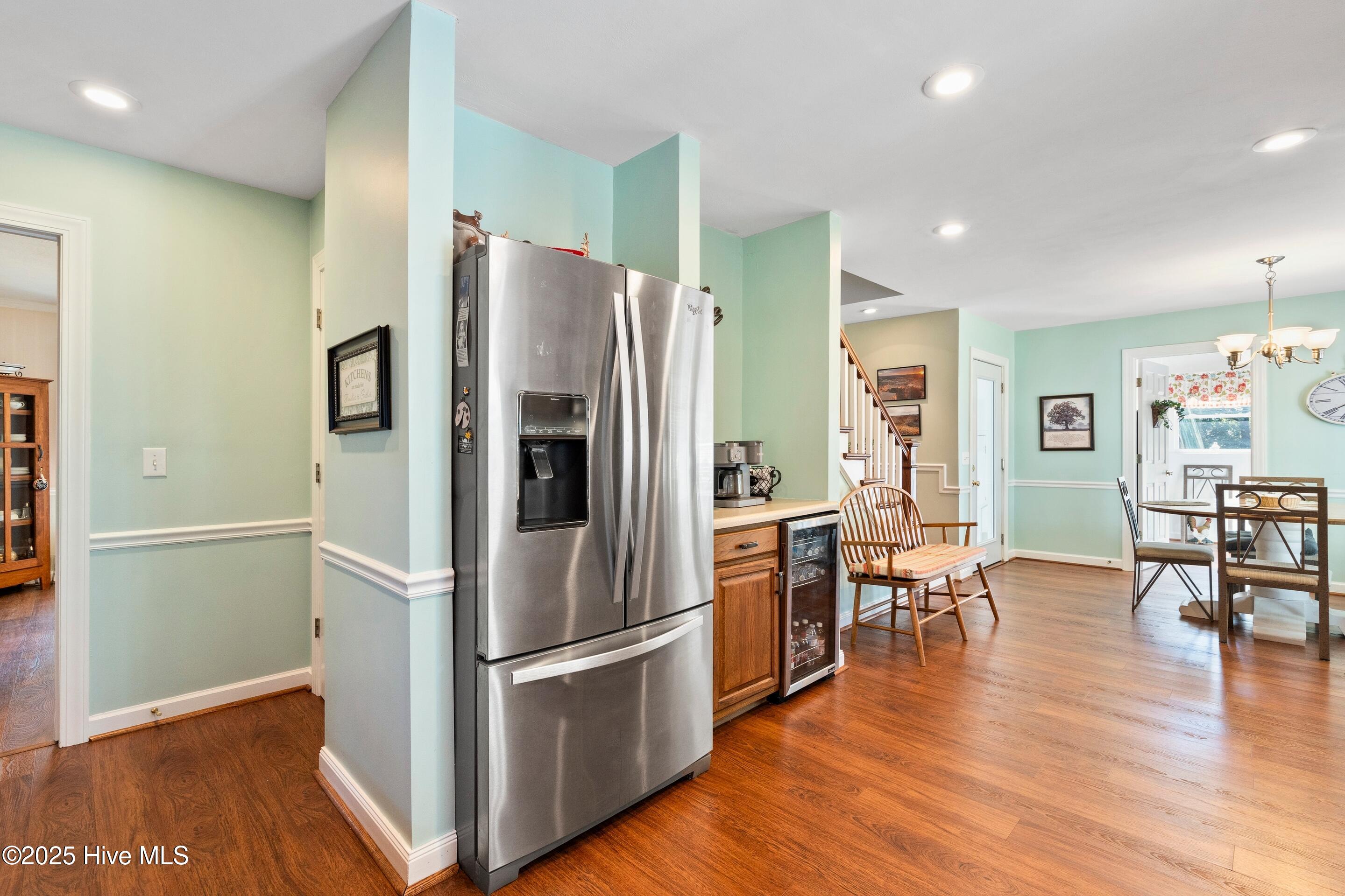 100539788 | Photo 11