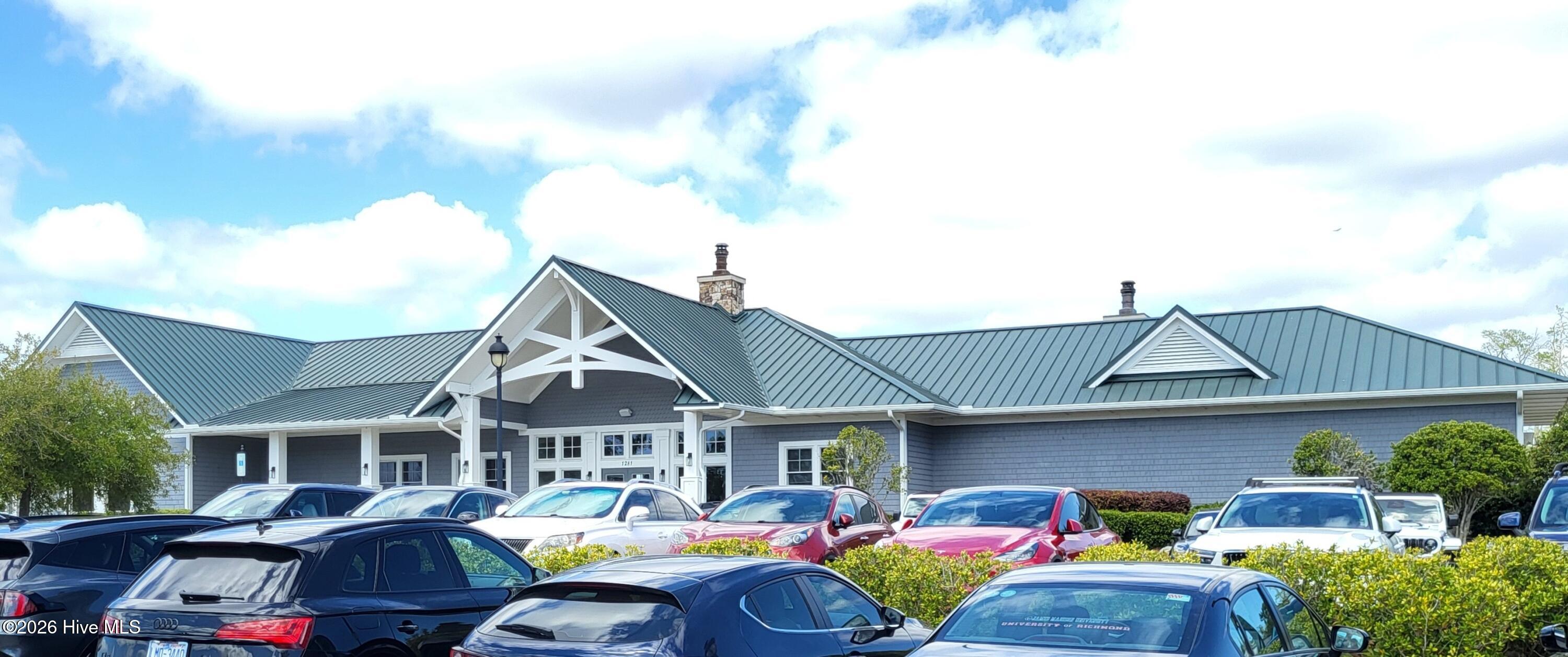 100564623 | Photo 38