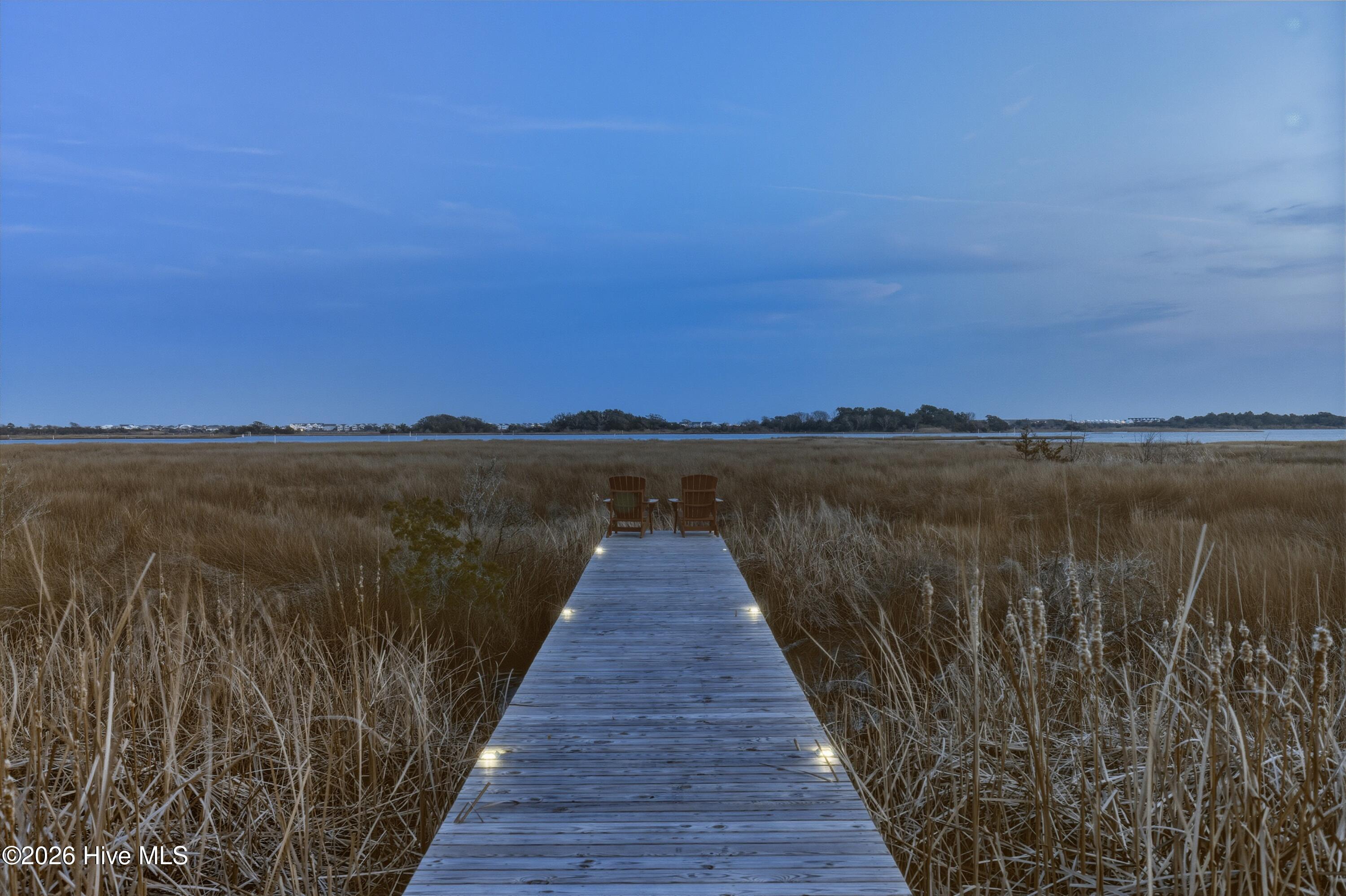 100554260 | Photo 75