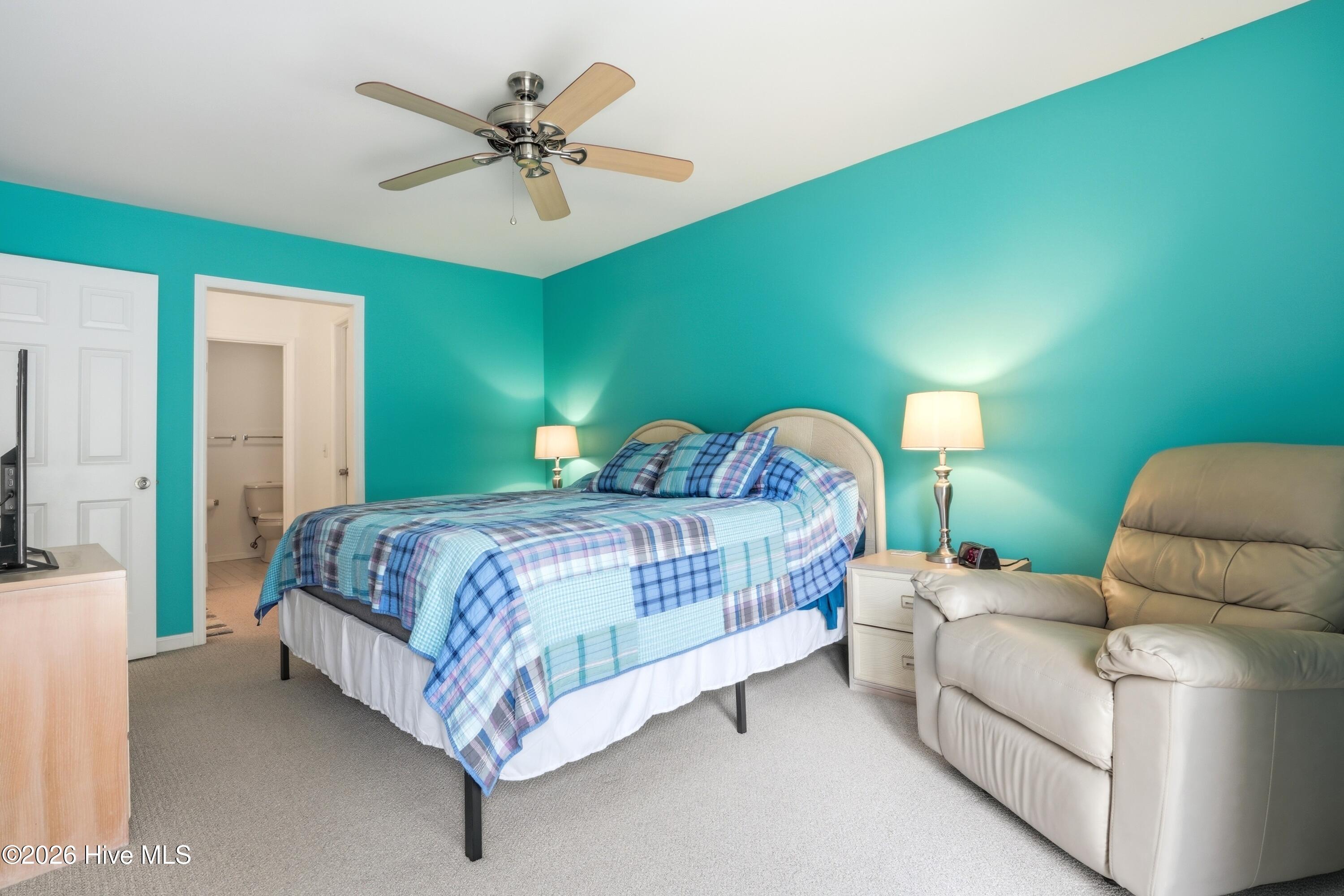 100556629 | Photo 28