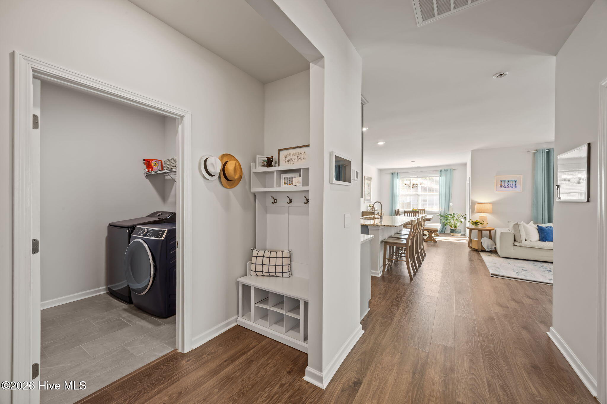 8-web-or-mls-0C0A5918