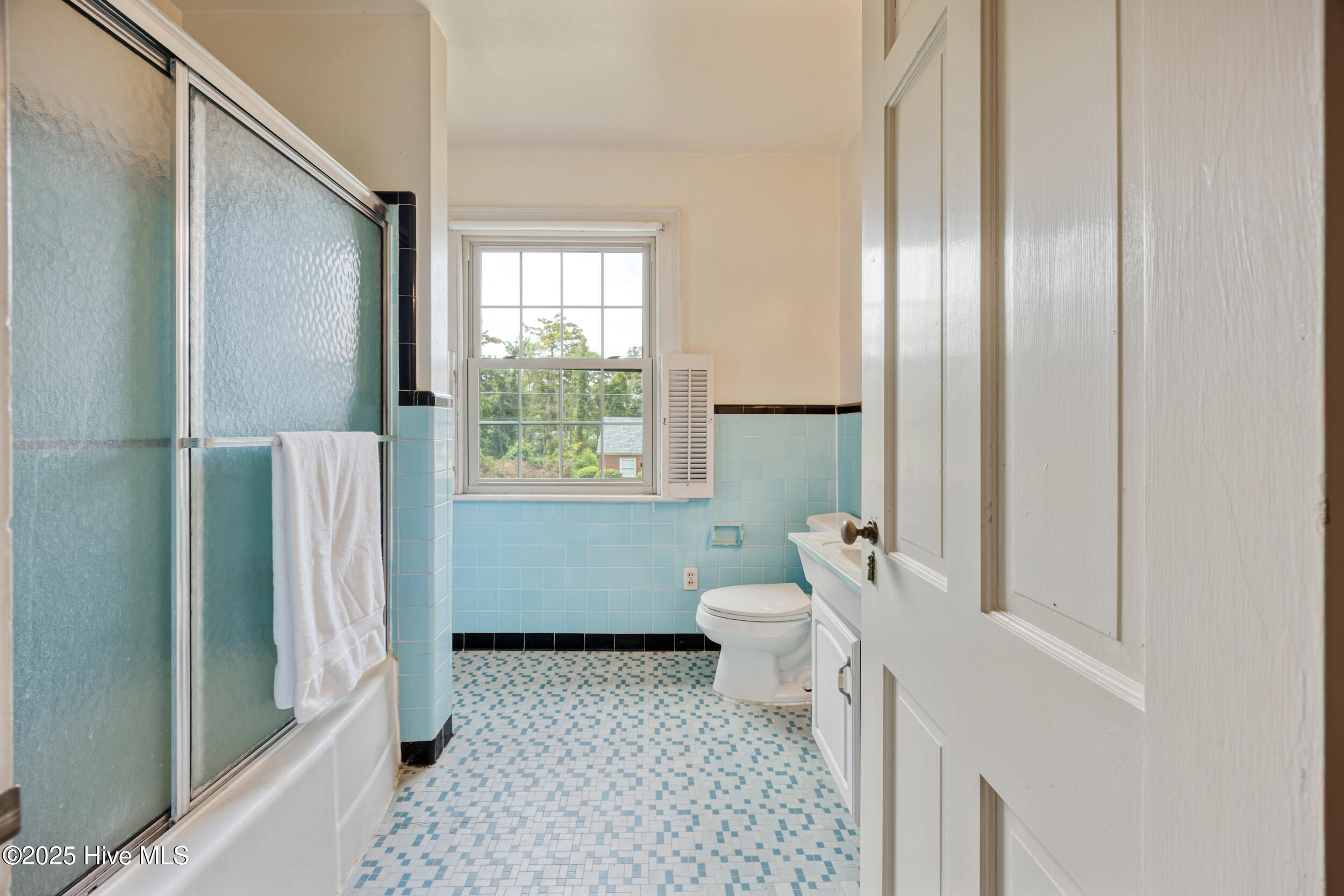1300 Fairfax Avenue, Elizabeth City, NC, 27909