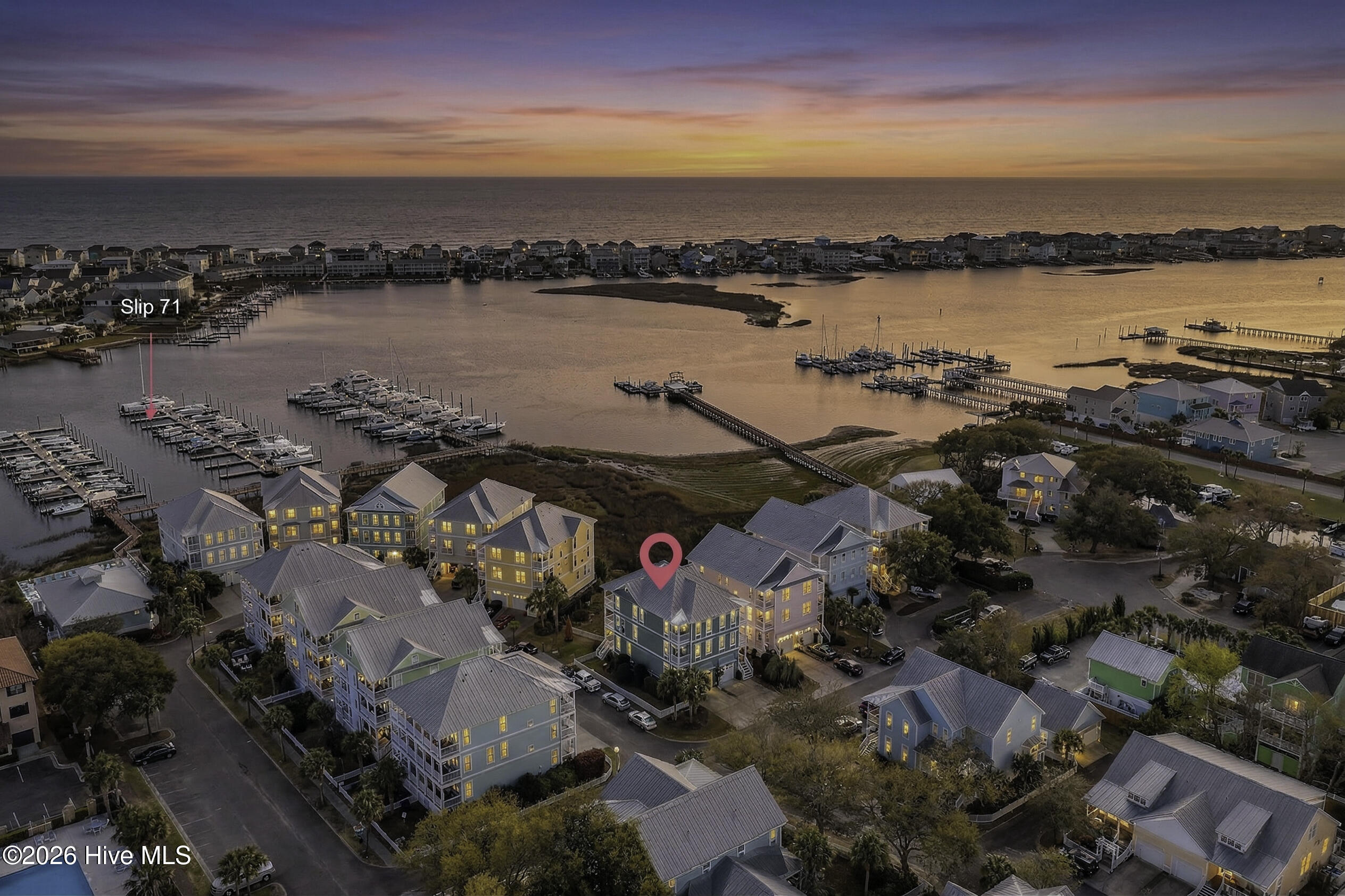 100562225 | Photo 70