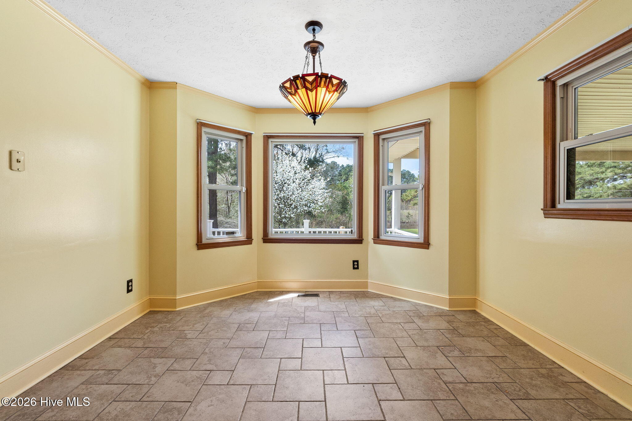 100560664 | Photo 13